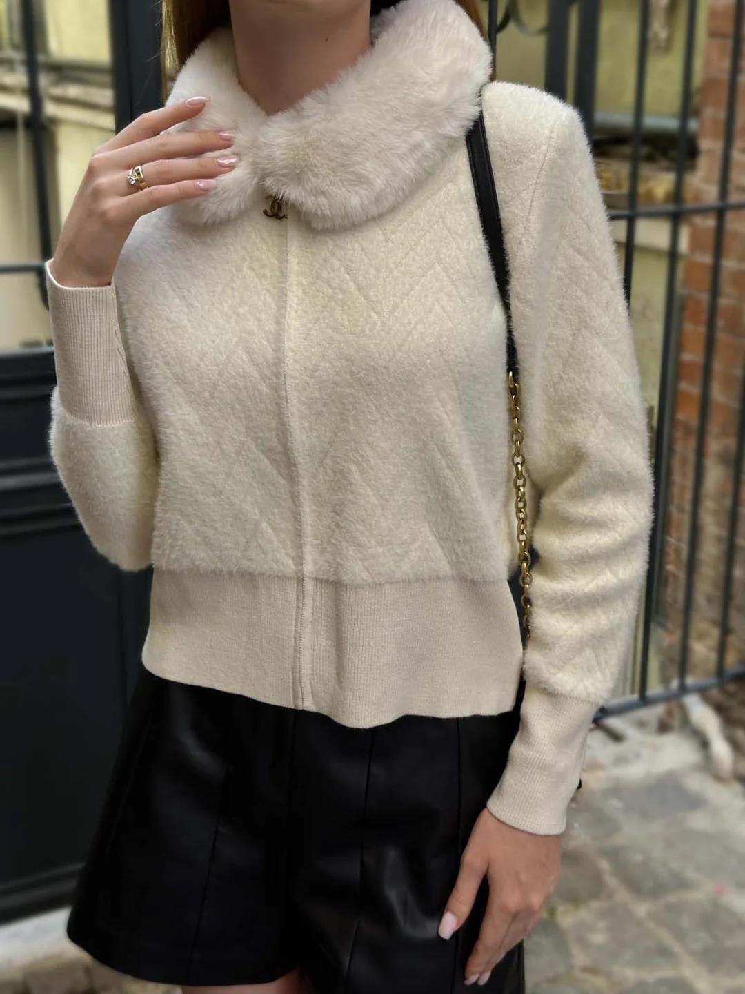 Angora Yakası Kürklü Hırka 140243