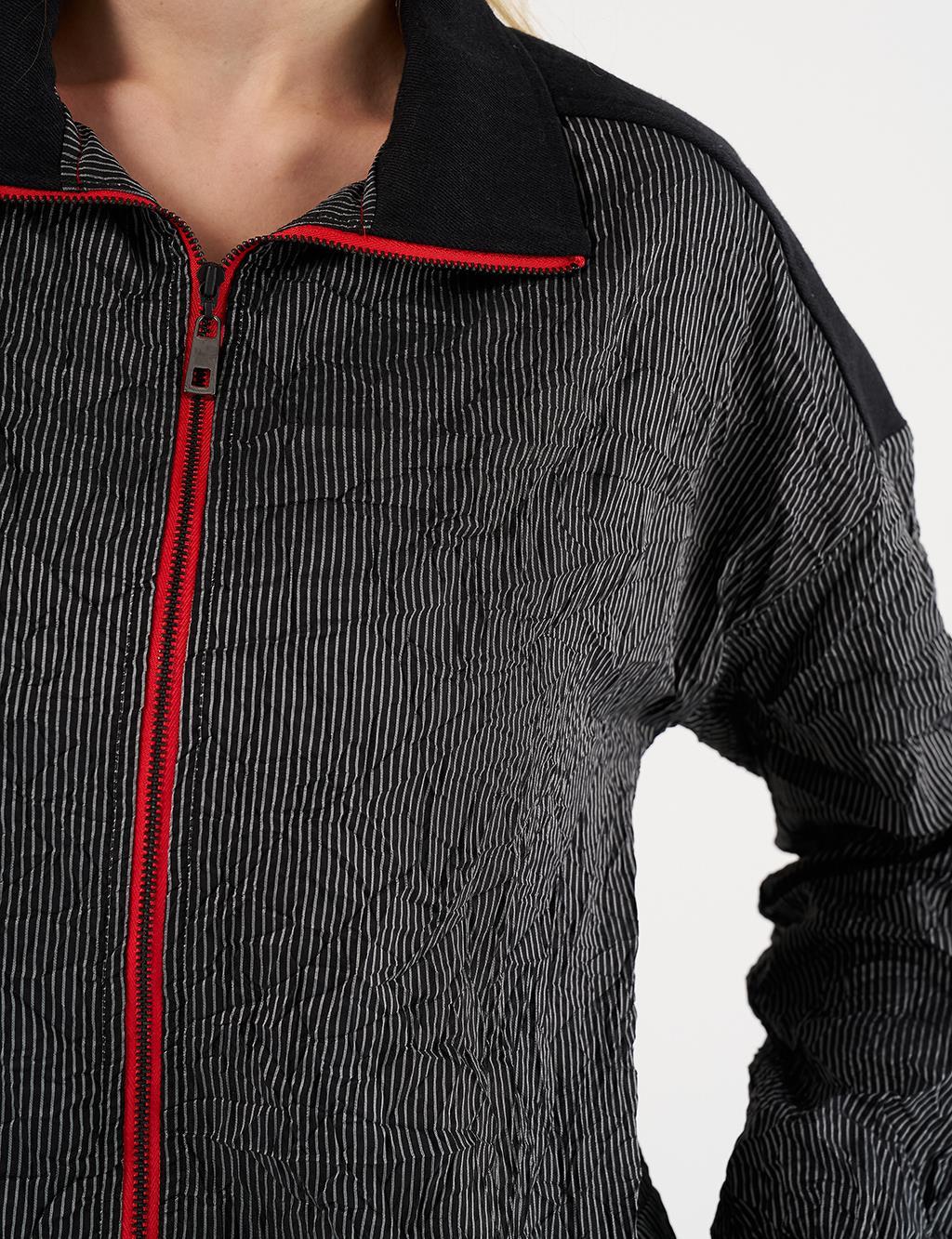 Kayra - Kırışık Görünümlü Denim Garnili Ceket KY-B25-73010
