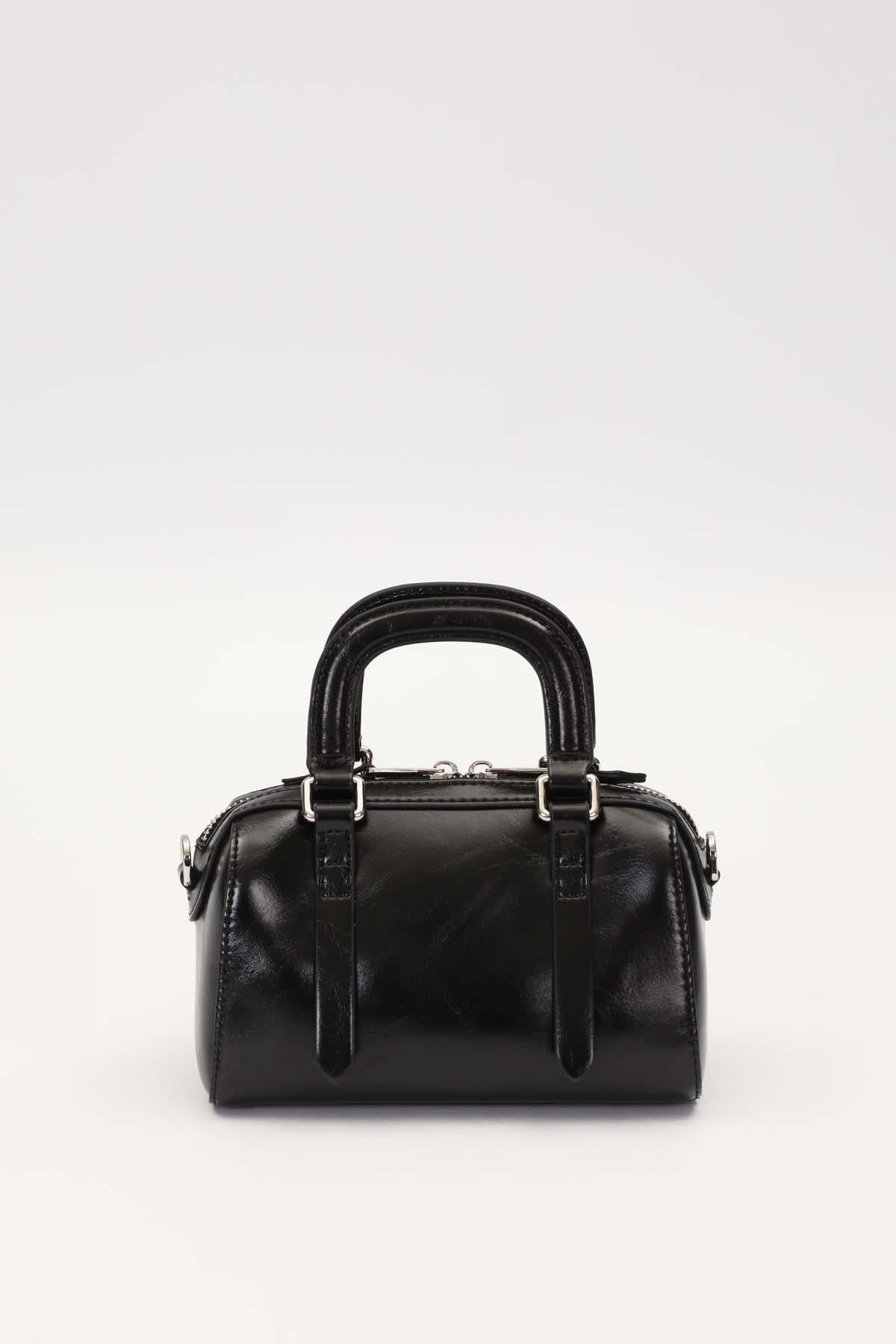 Levidor - Premium Charm Aksesuarlı El Çantası 930416