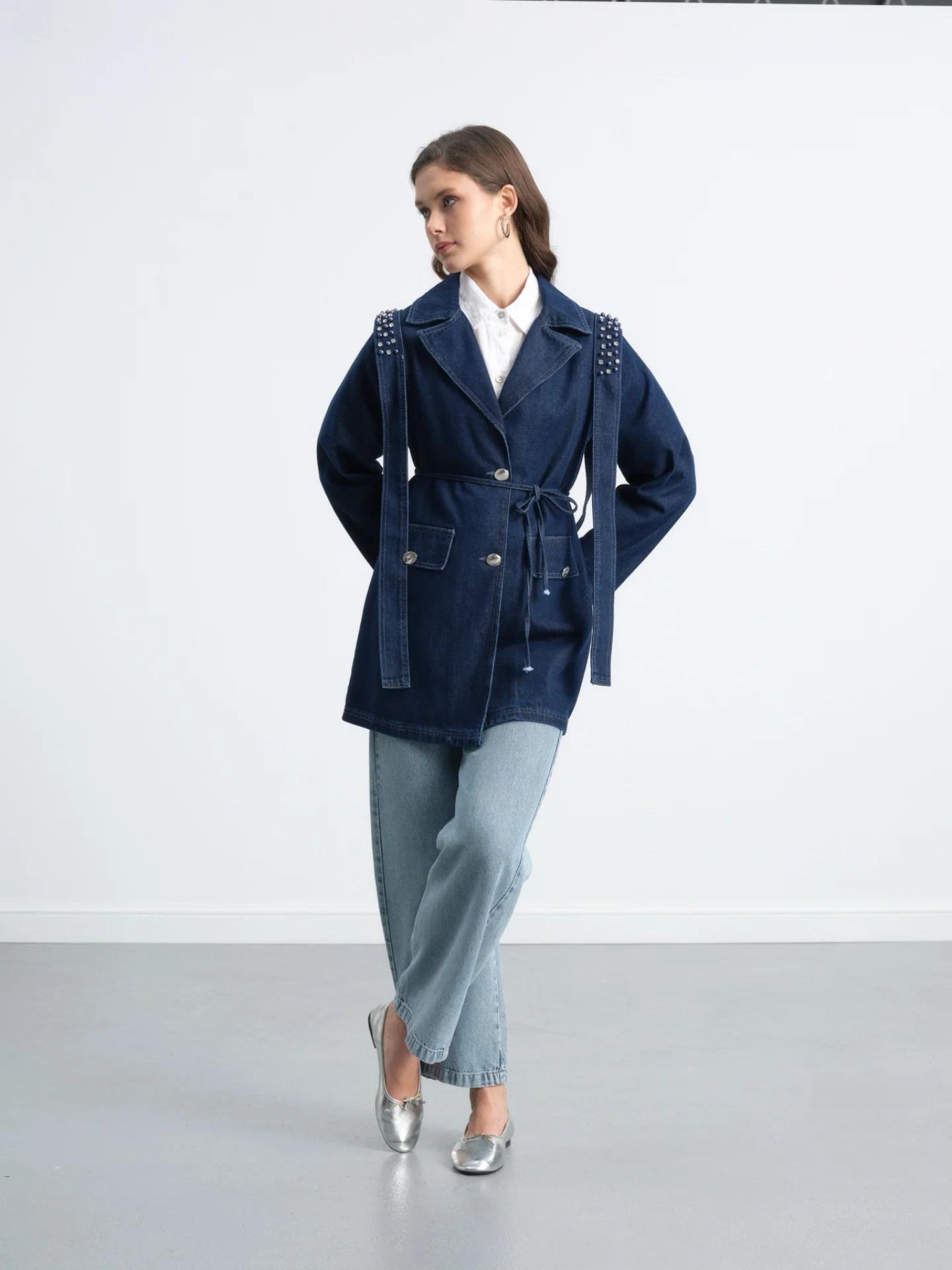 Omuz Pat Detaylı Taş İşlemeli İp Kuşaklı Denim Kot Ceket 7294