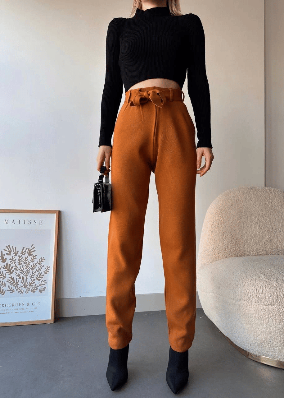 Kendinden kemerli triko pantolon camel
