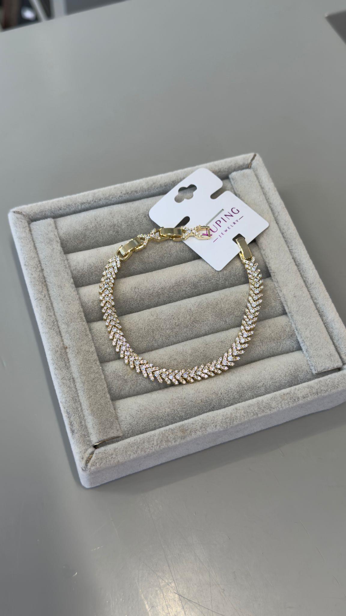 14K Özel Seri Başak Model