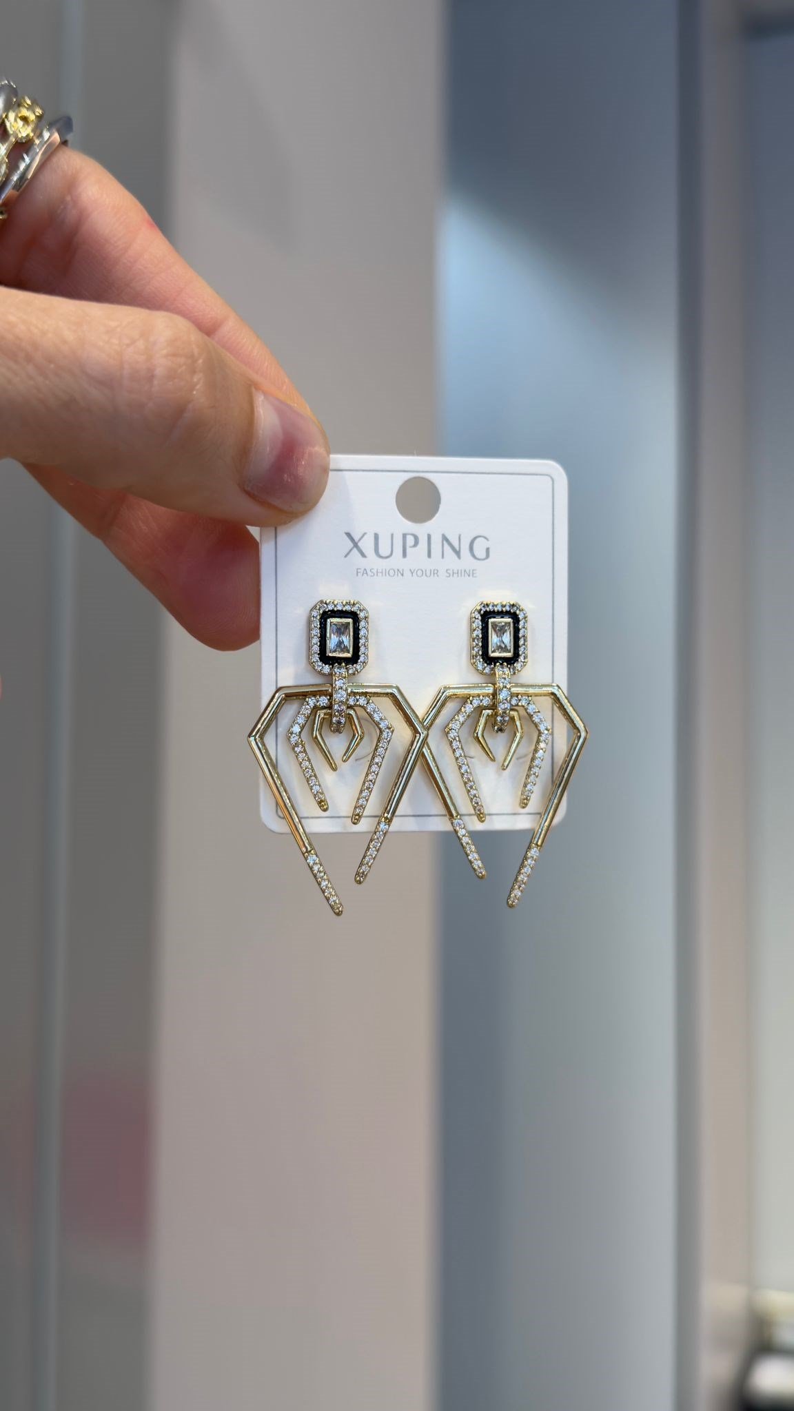 Özel Seri 14K İç İçe Geometrik Model Sallantılı Küpe