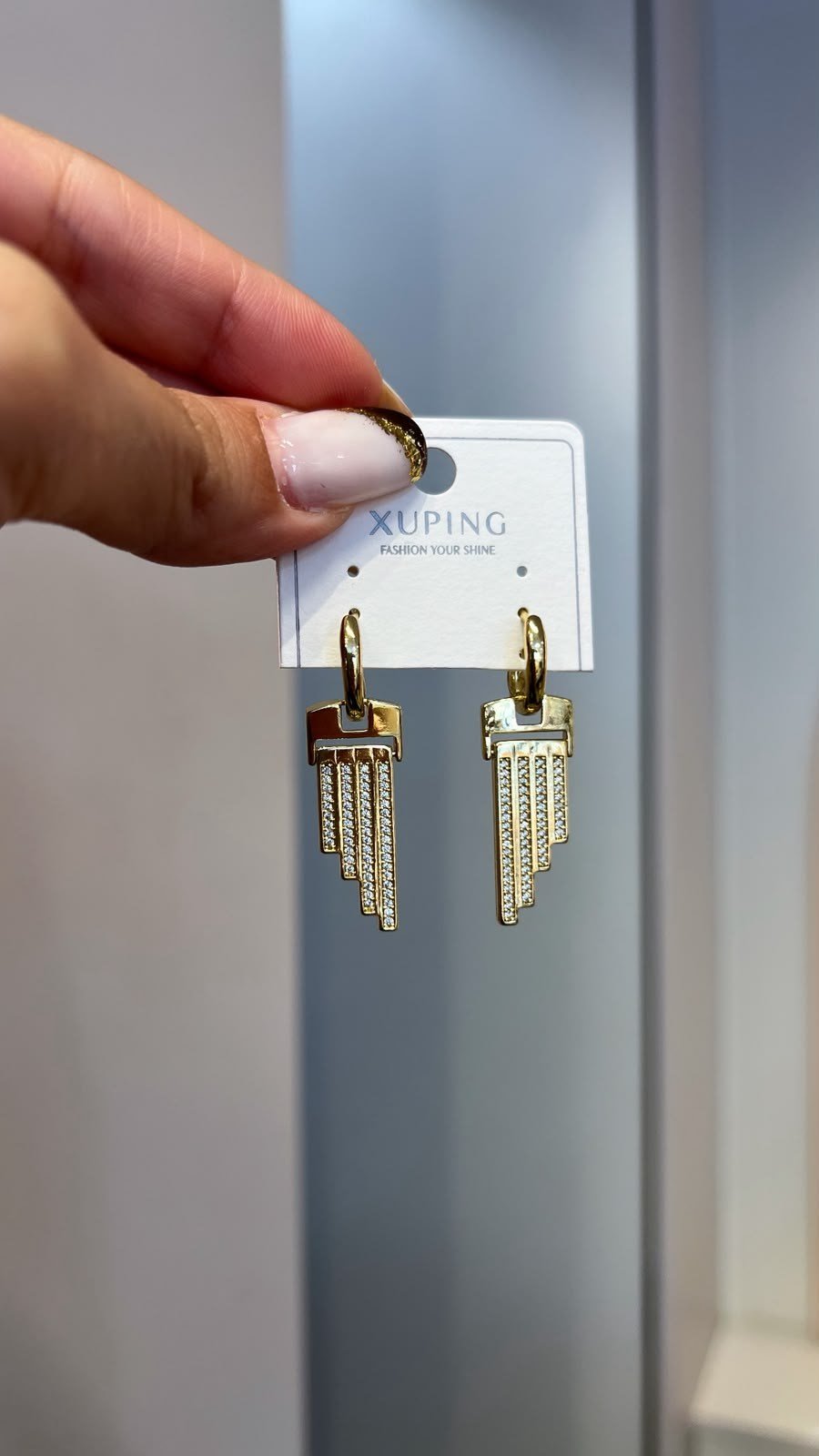 Özel Seri 14K Taşlı Şerit Detaylı Geometrik Küpe