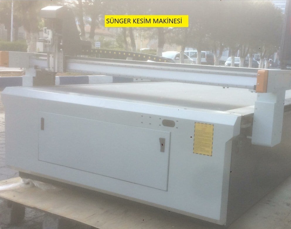Sünger Kesim Makinesi