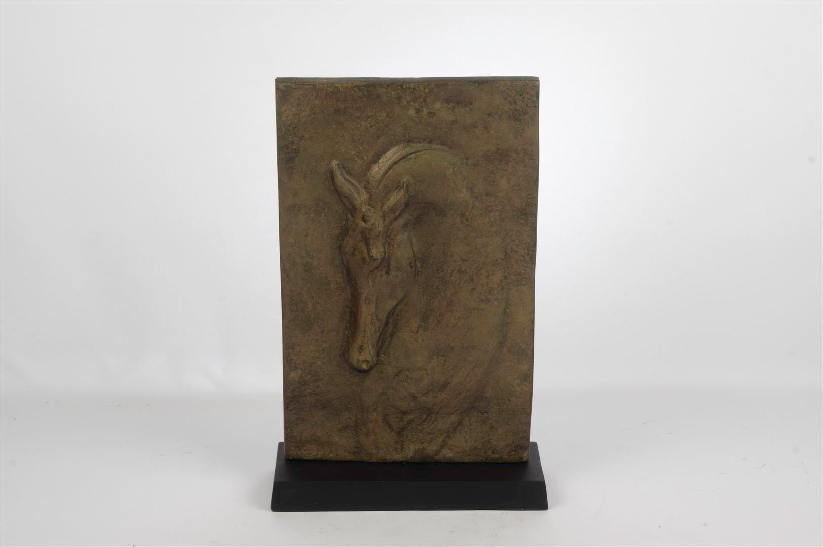 MİKASA GOLD ALÜMİNYUM AT HEYKELİ