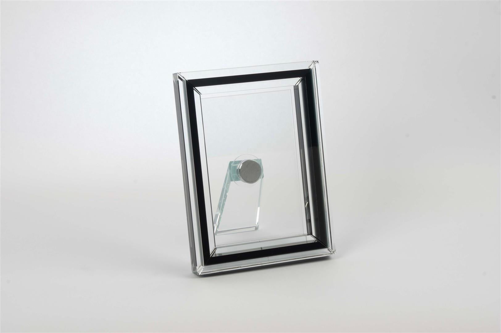 MİKASA KRİSTAL SİYAH ŞEFFAF ÇERÇEVE 15X12X20 CM