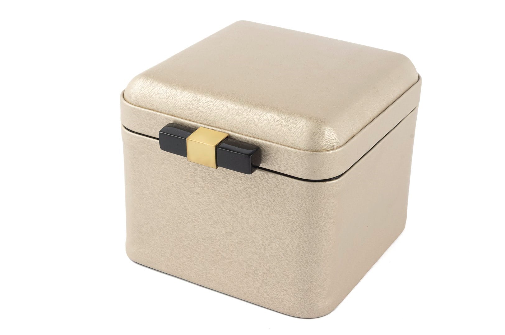 Mikasa Rexene Parlak Gold Deri Kutu 18x16x13cm