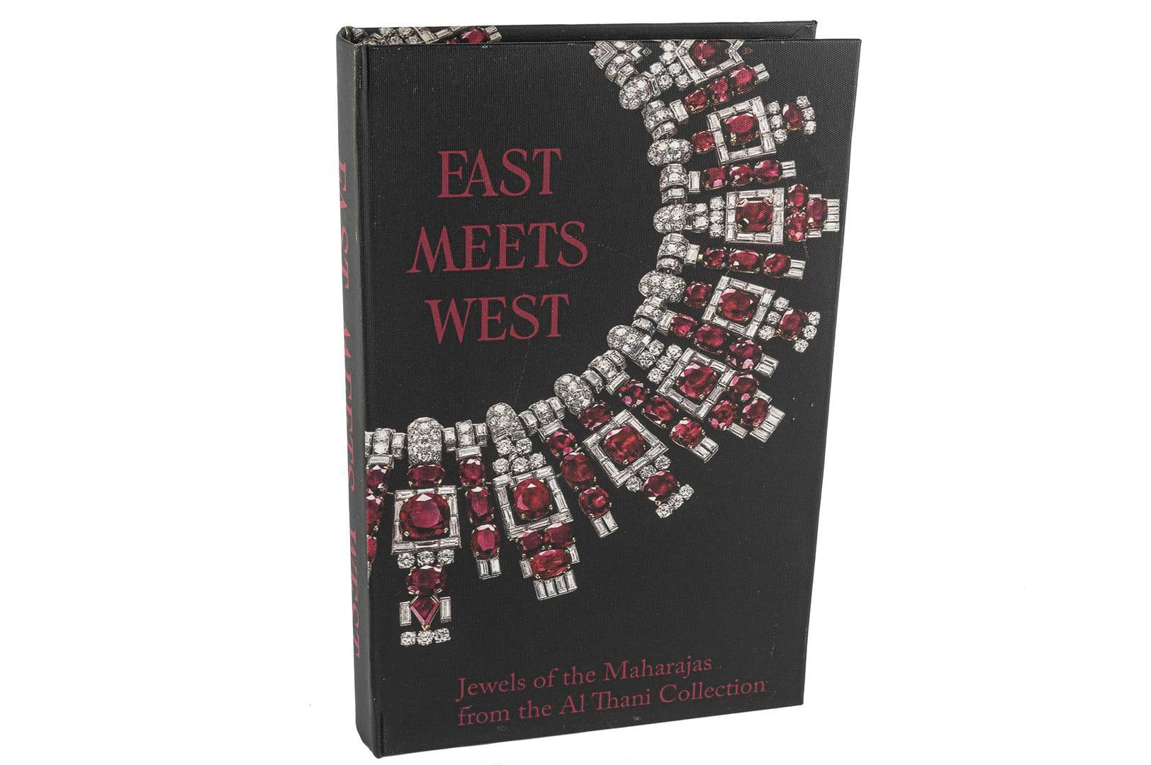 MİKASA SİYAH EAST MEETS WEST KİTAP KUTU 30X20 CM