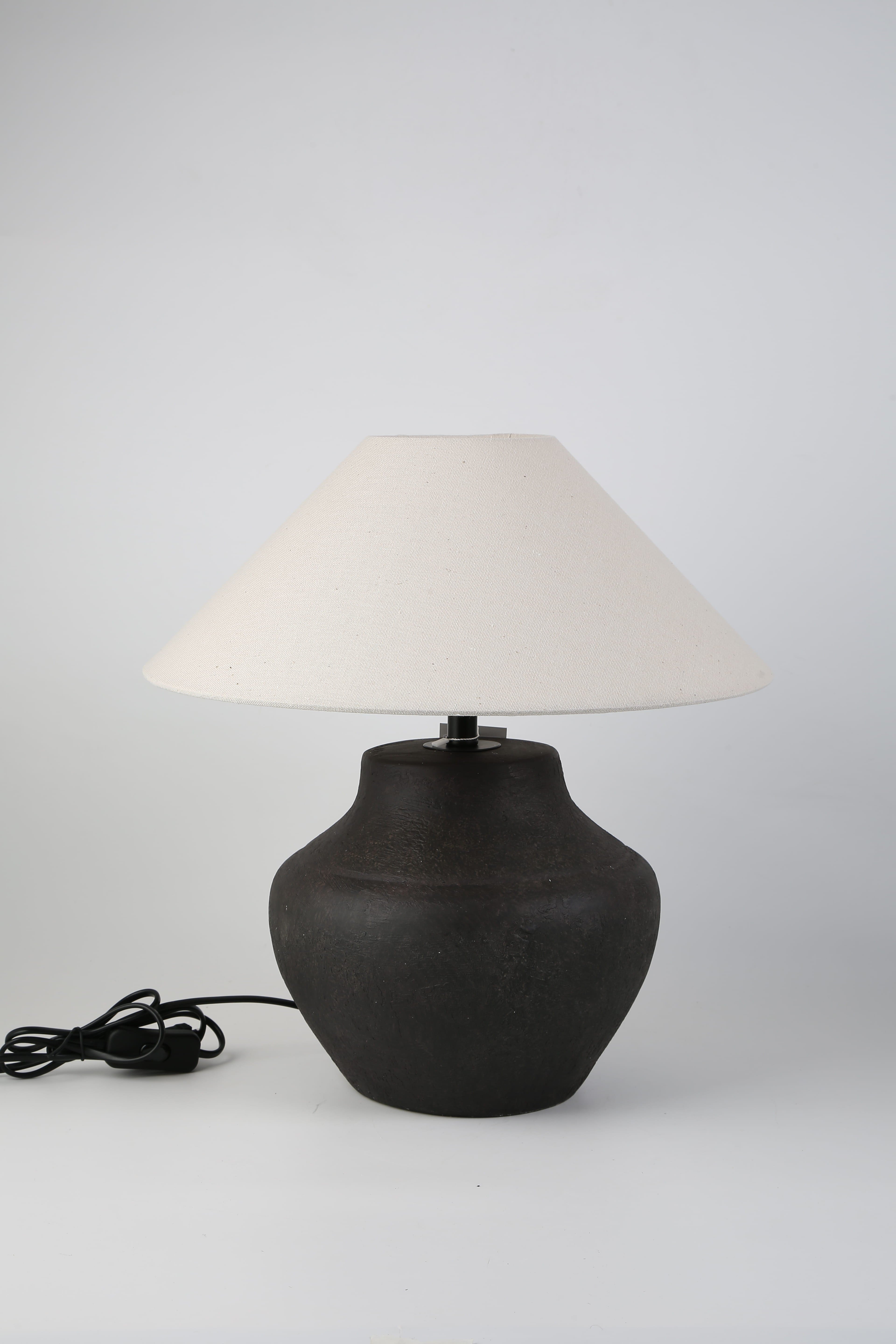 Vitale Koyu Kahve Seramik Masa Lambası 40*46 Cm