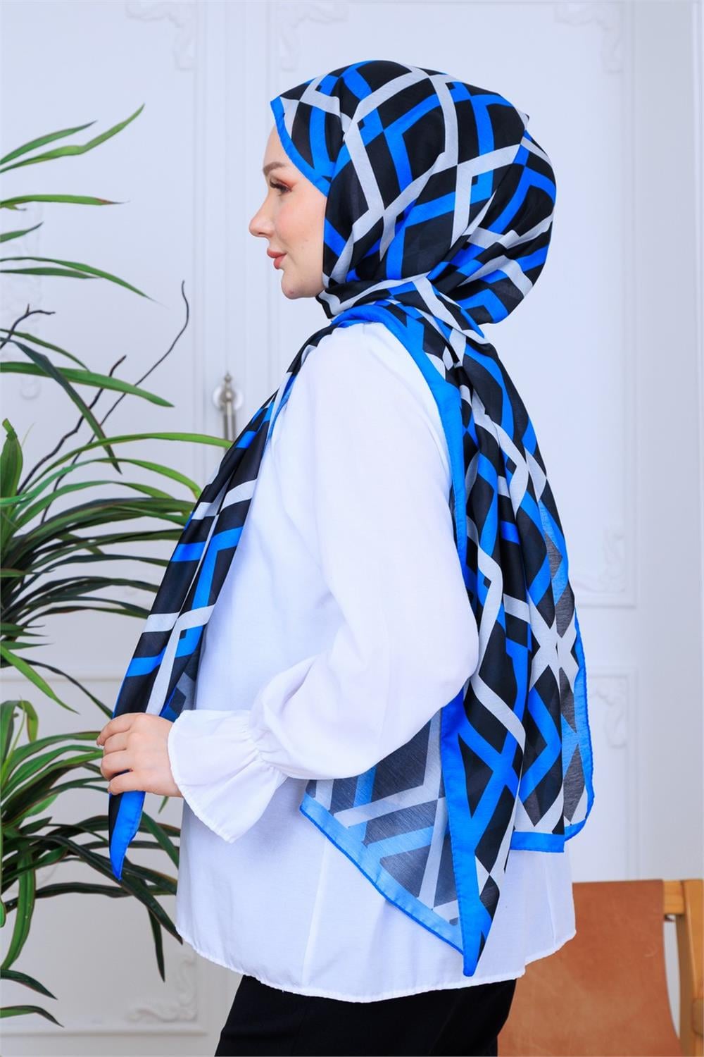 Geo Elegans Desenli Dijital Soft Şal
