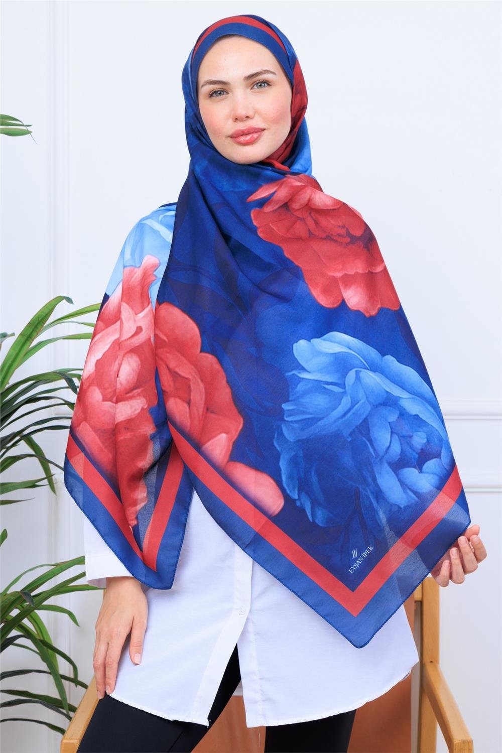 Modern Suluboya Çiçek Desenli Dijital Soft Şal
