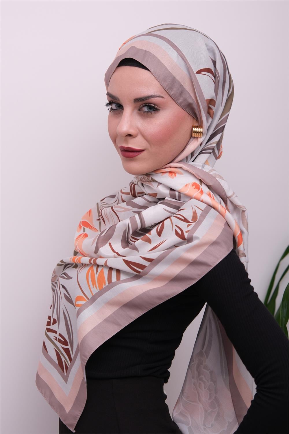 Vibrant Floral Desenli Dijital Soft Şal