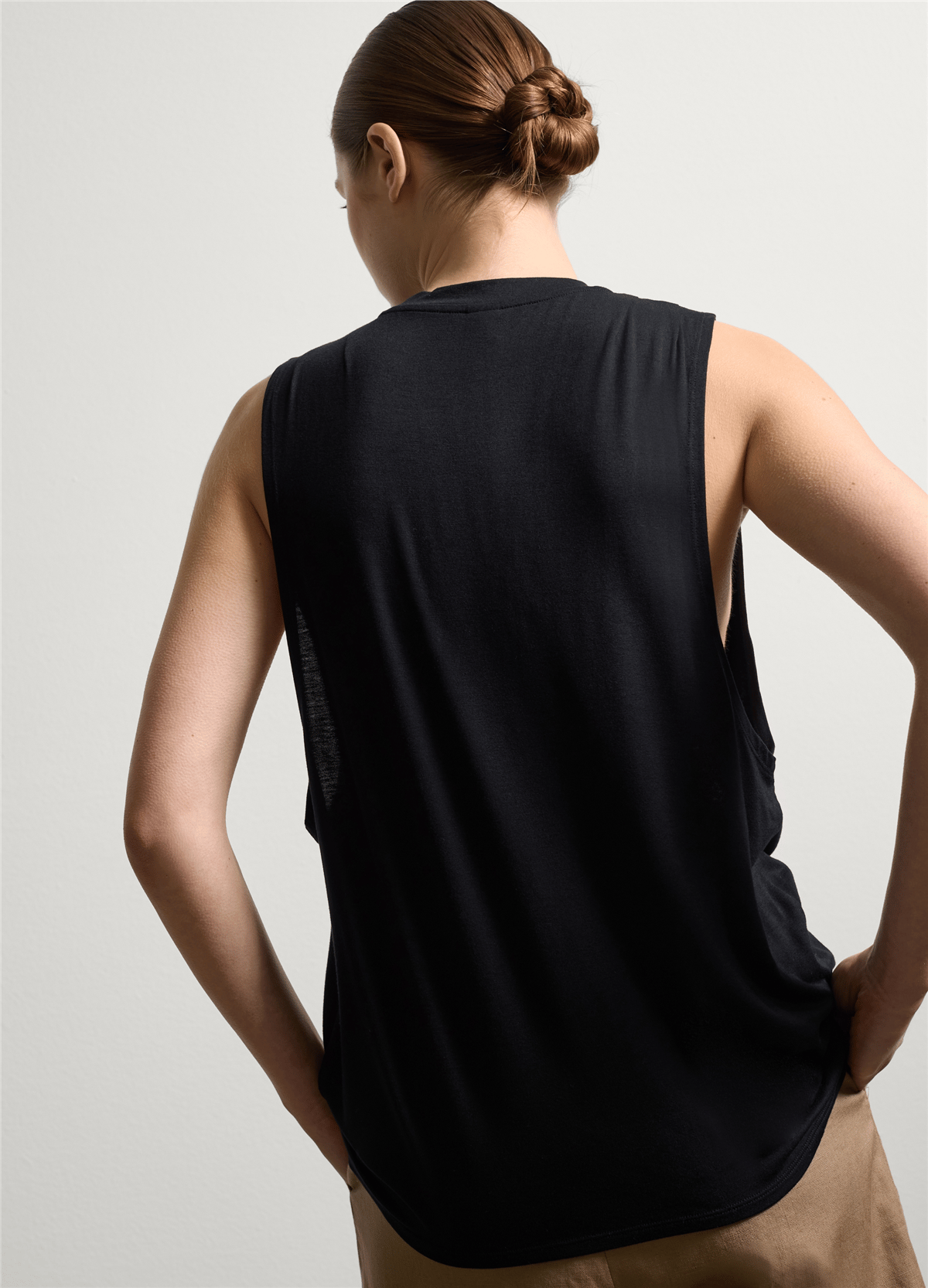 Boxy Fit Siyah Atlet