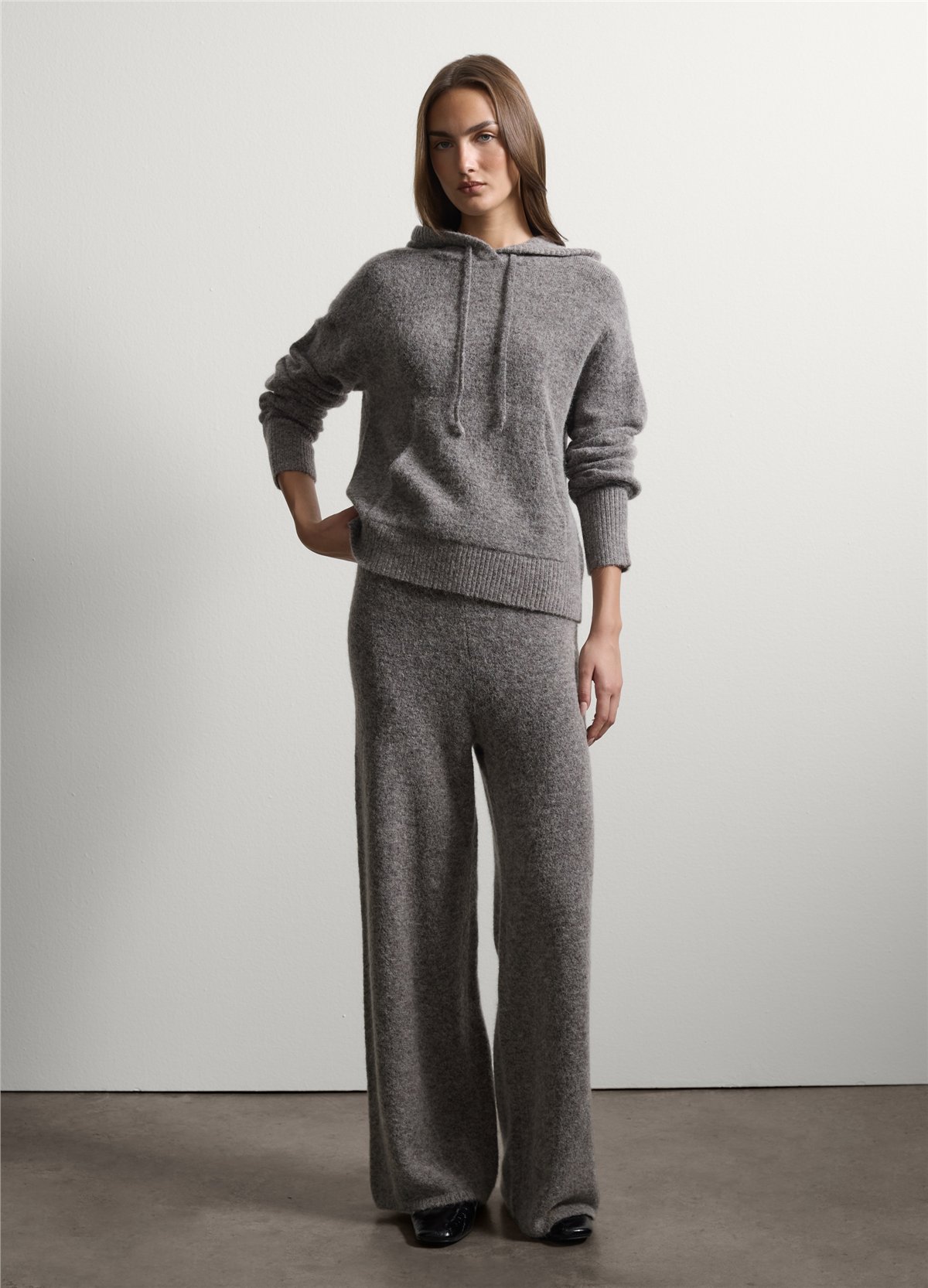 Gri Regular Fit Esnek Yün Ve Alpaka Kapüşonlu Sweatshirt