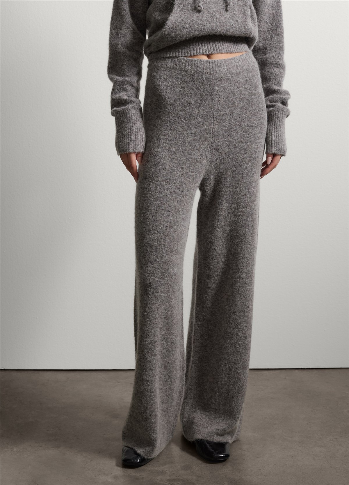 Gri Regular Fit Esnek Yün Ve Alpaka Pantolon