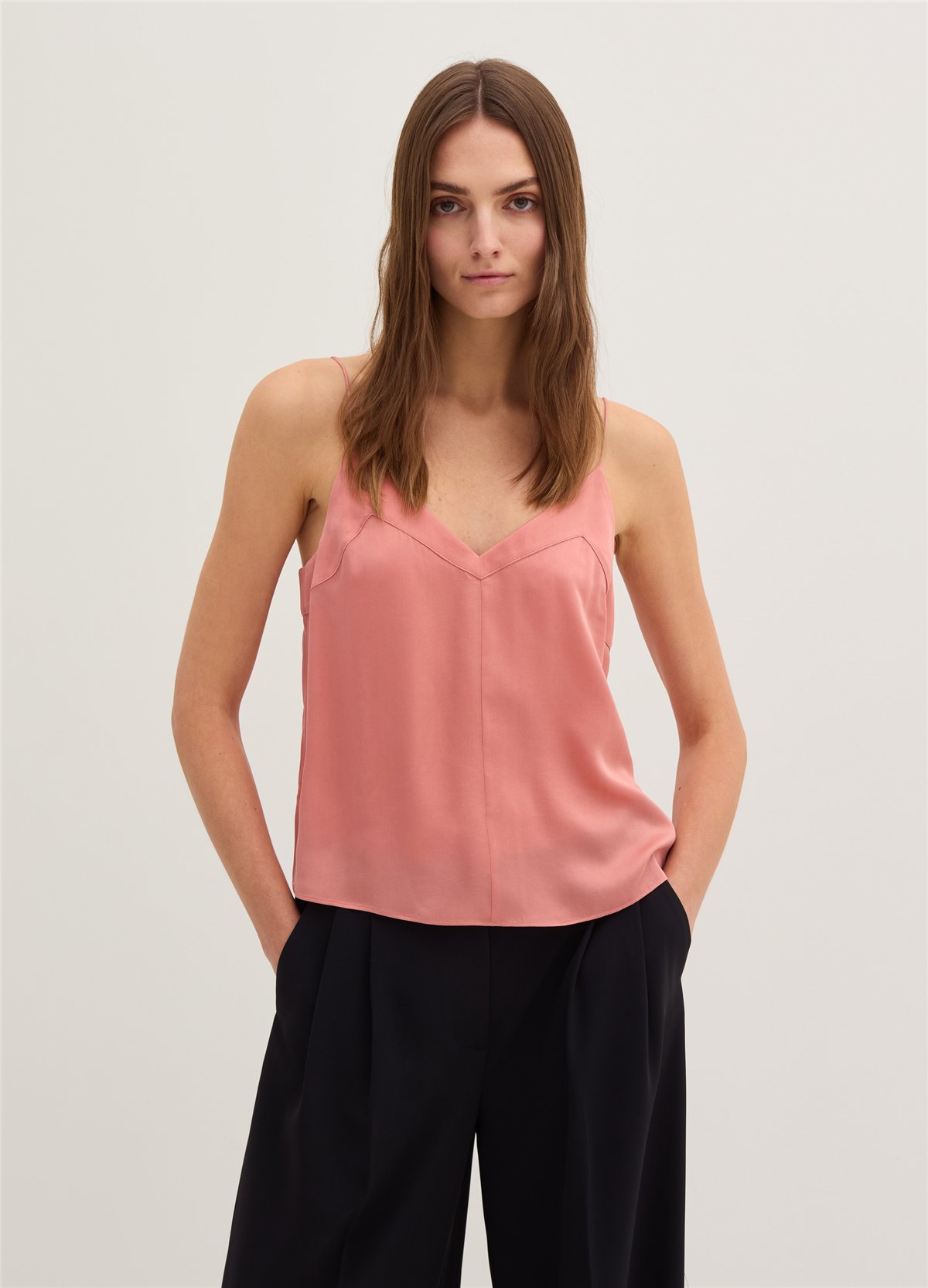 İnce Askılı Saten Pembe Atlet