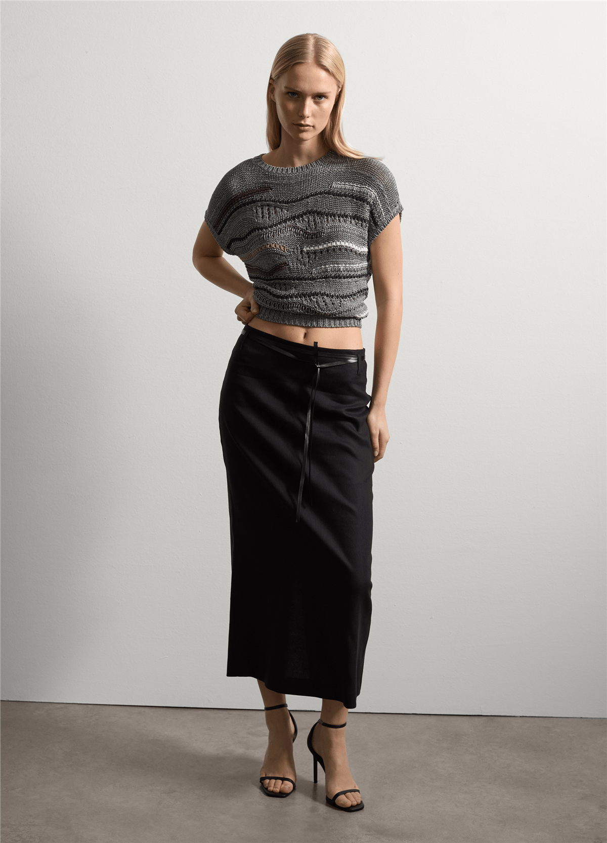 Kontrast Detaylı Lurex Tişört