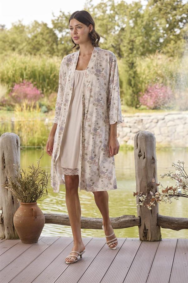 Arias Closet Çiçek Desenli ve Dantelli Sabahlık Takımı
