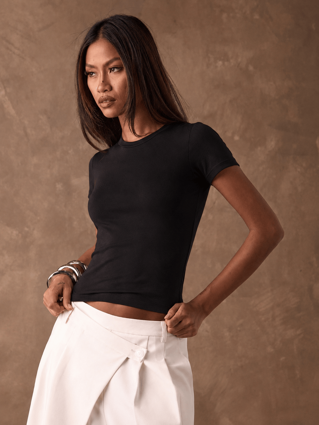 Slim Fit Kısa Kollu Bisiklet Yaka Crop Tişört