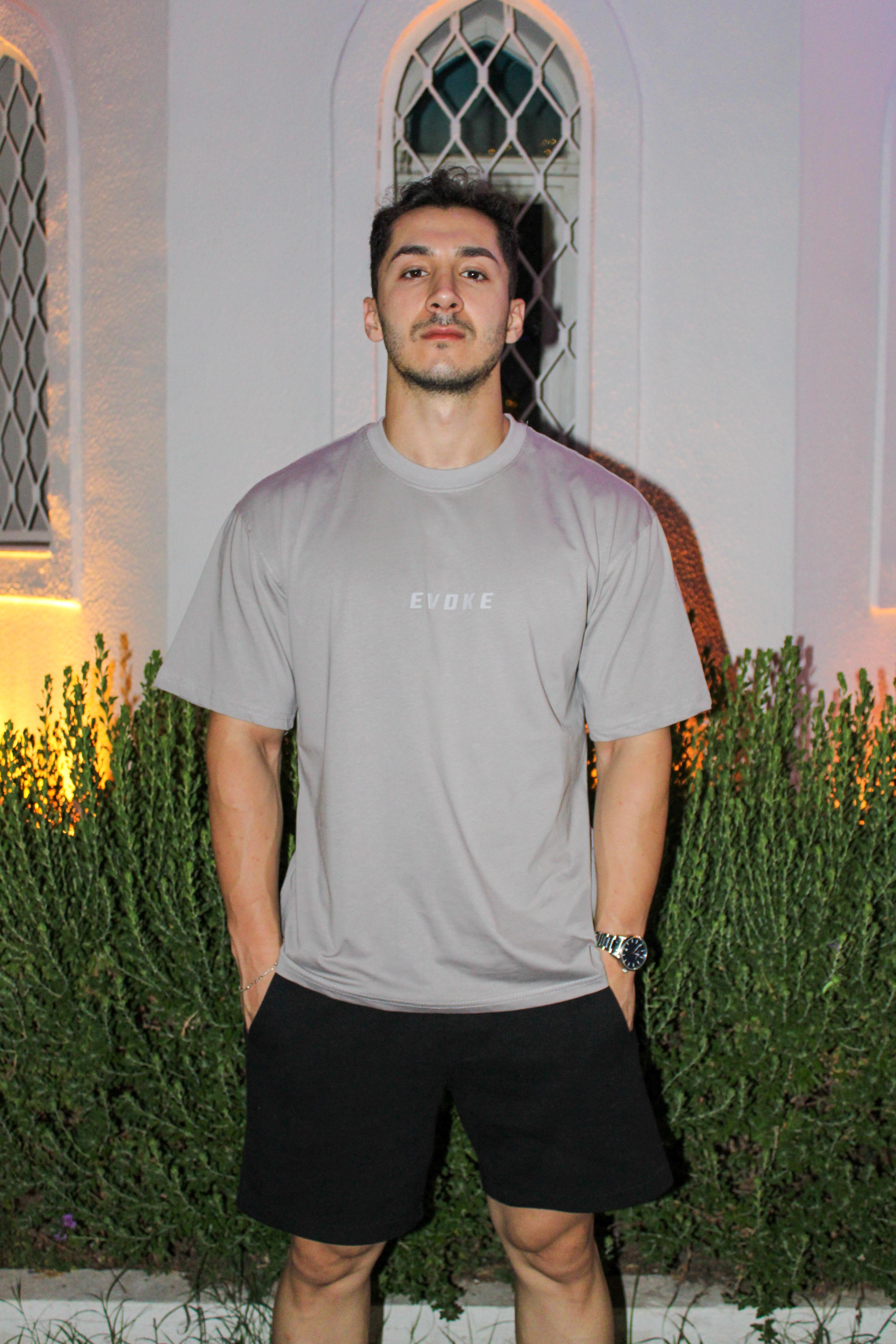 Evoke Logo Rubber Baskı Oversize Erkek T-shirt