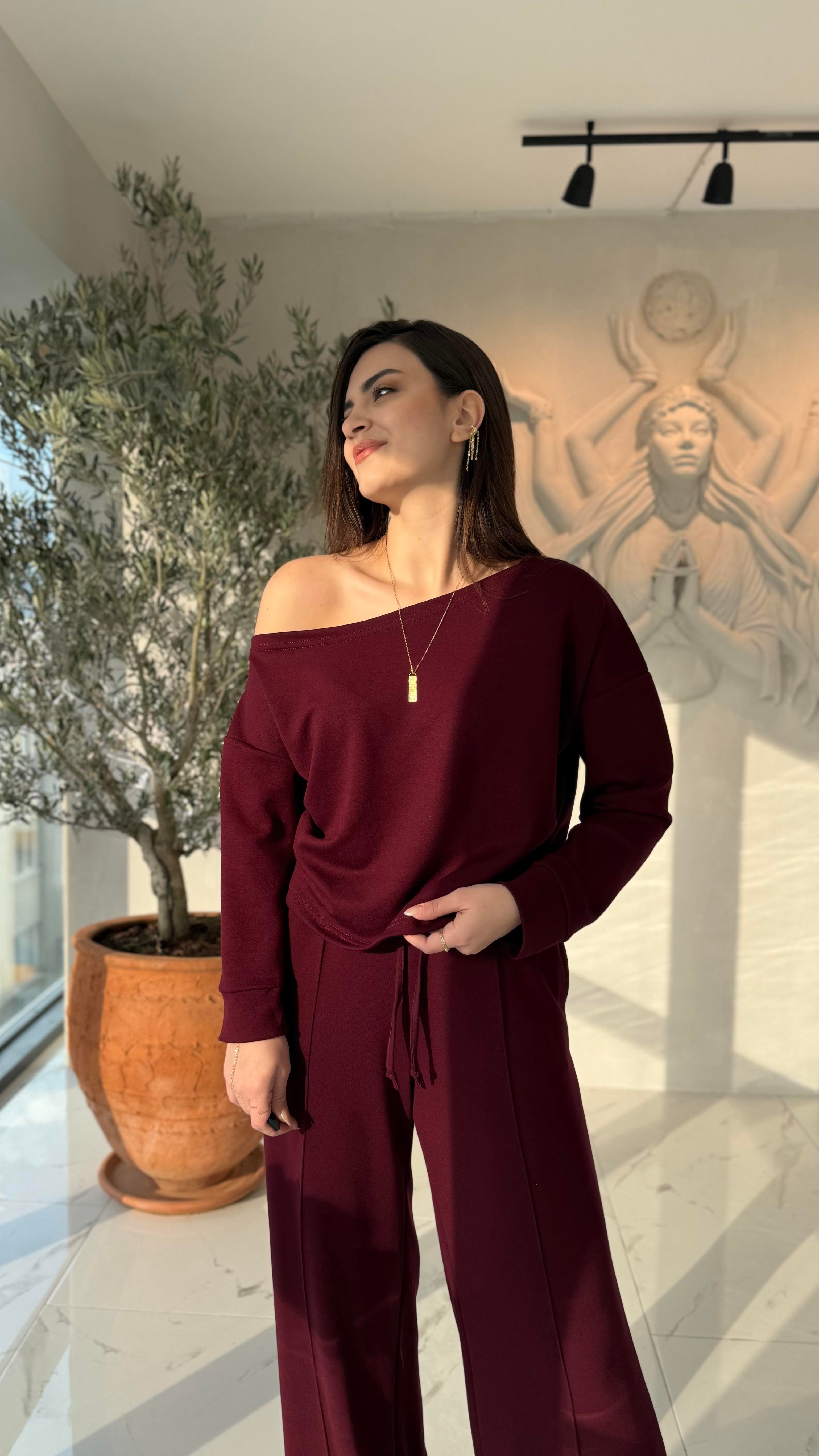Kayık Yaka Modal Takım