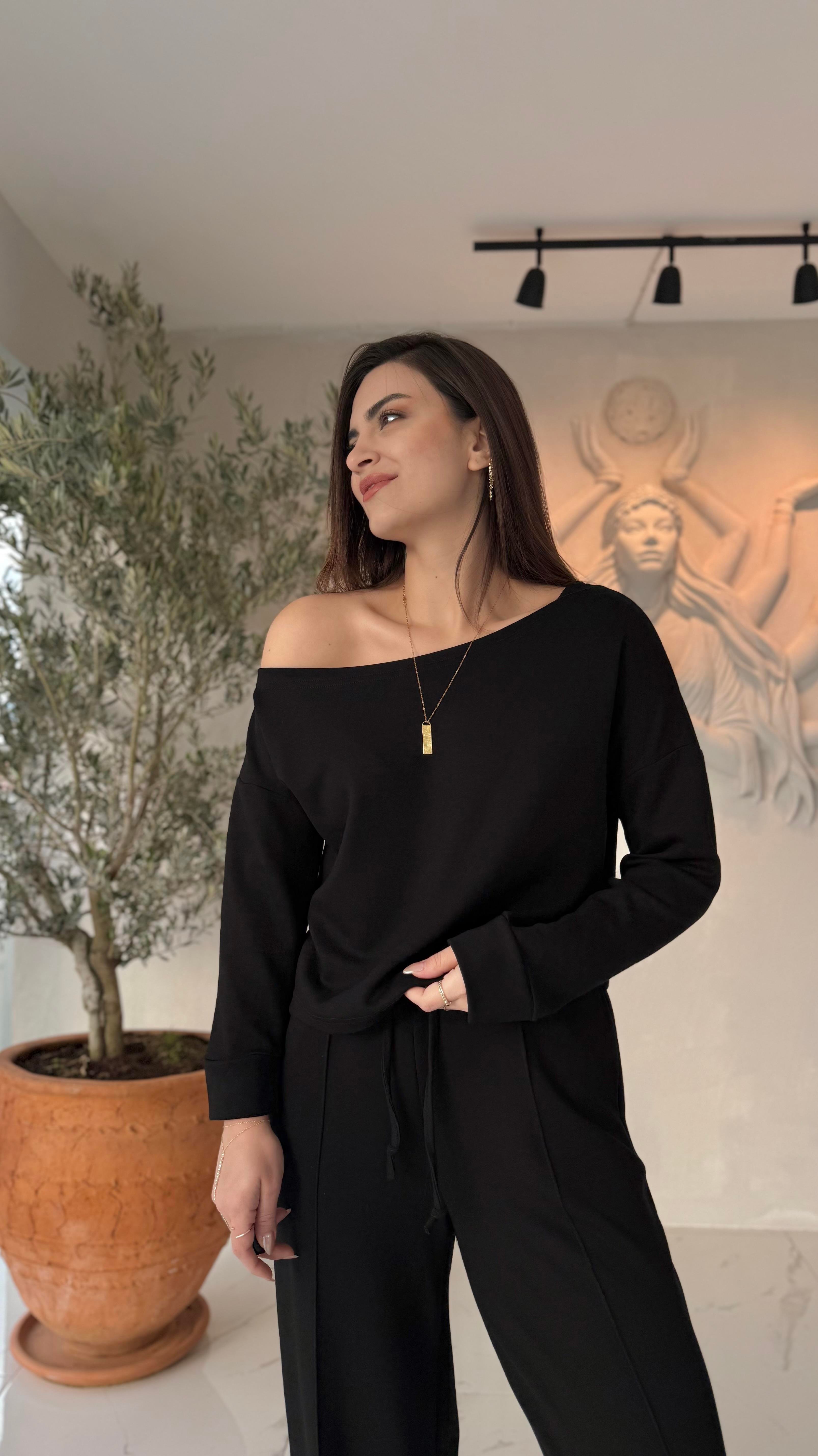 Kayık Yaka Modal Takım