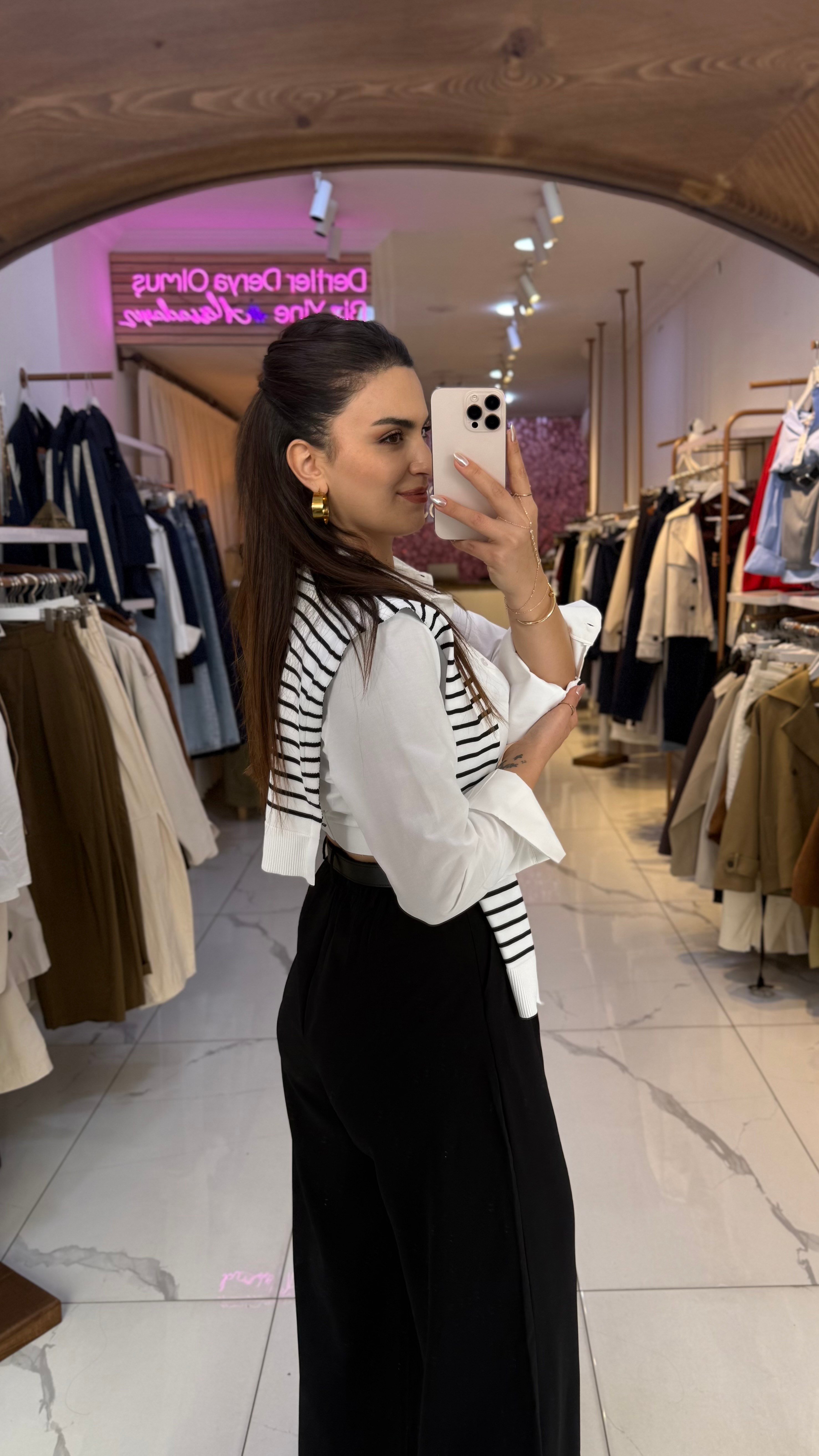 Quzu Şal Detaylı  Crop Gömlek