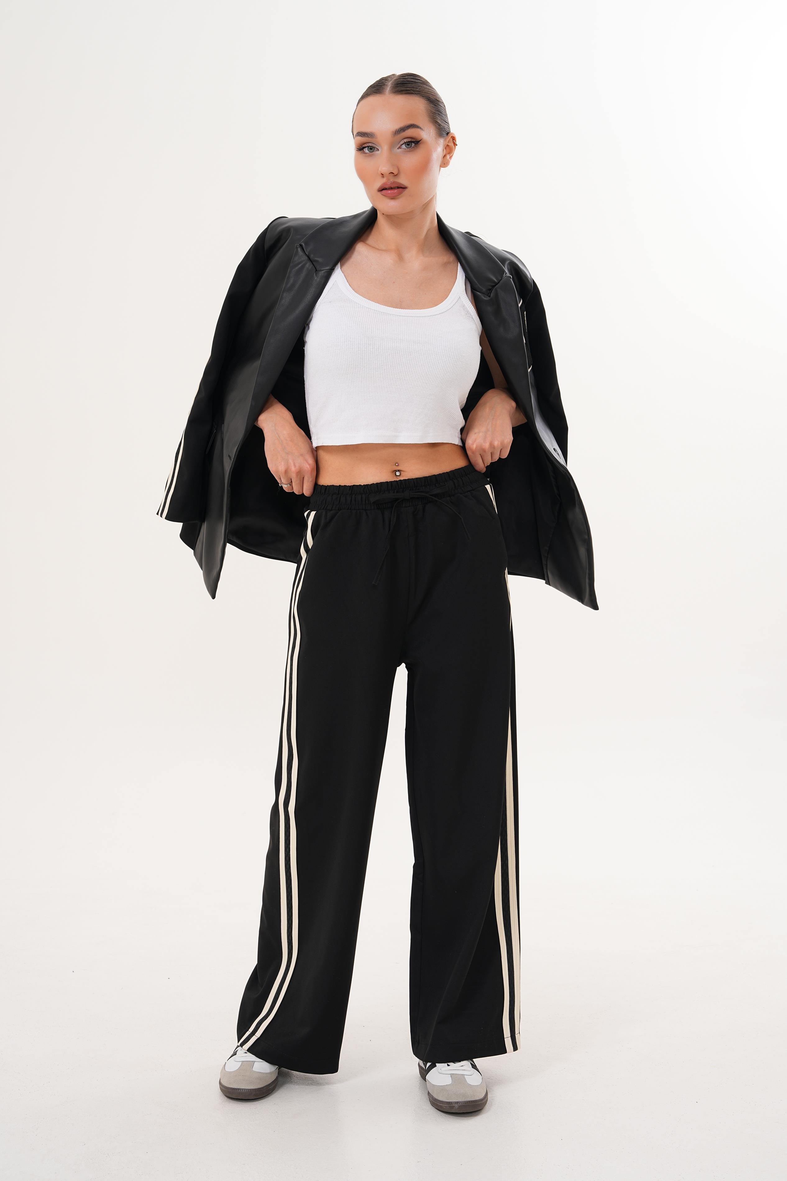 Siyah Yan Çizgili Rahat Fit Pantolon