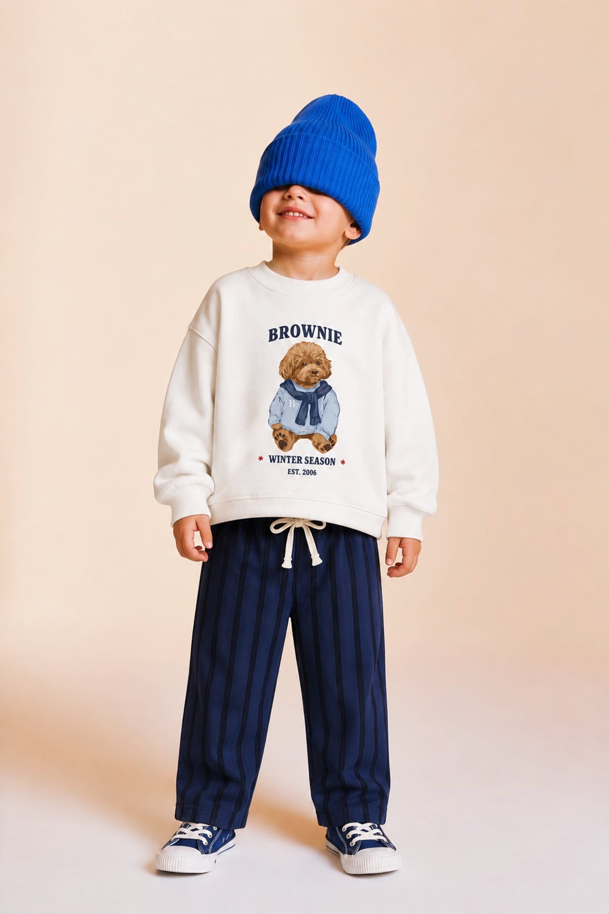 Erkek Çocuk Ekru Ayıcık Baskılı Sweatshirt ve Lacivert Çizgili Eşofman Alt Üst Takım