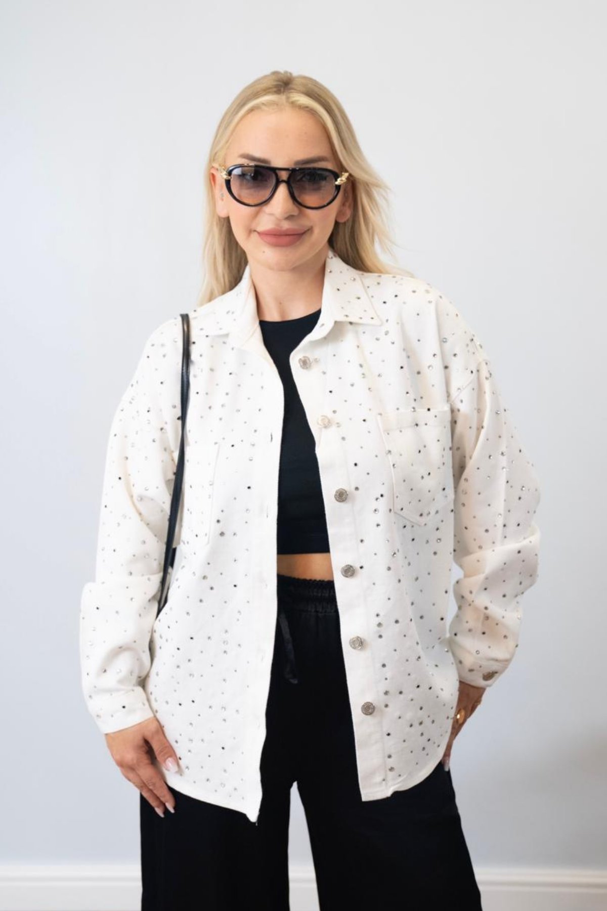 Apat Beyaz Oversize Taş İşlemeli Denim Ceket