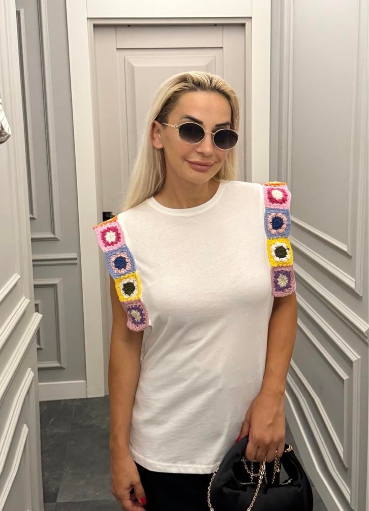 Örgü Detaylı Kadın Beyaz T-Shirt