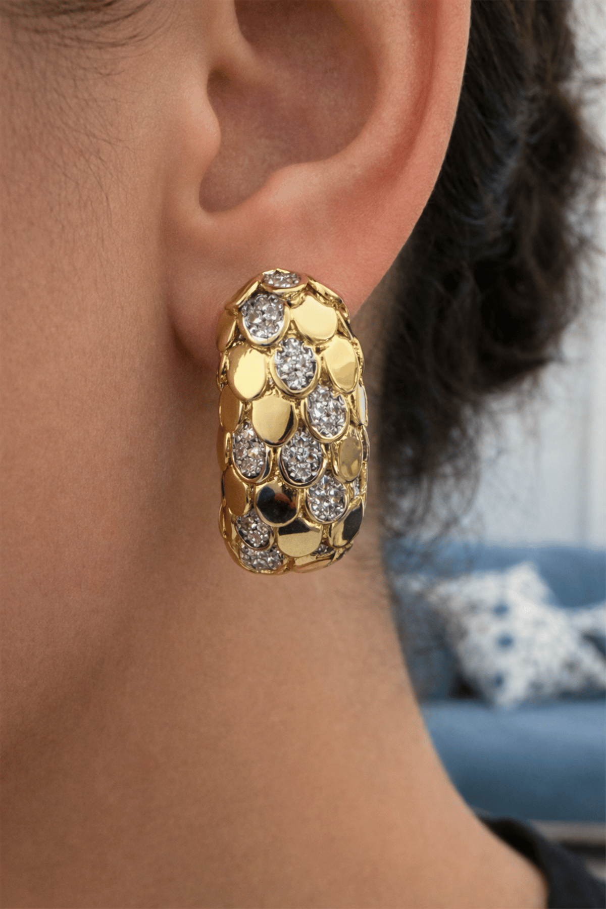 14 Ayar Gold Zirkon Taş Kraliçe  Model Küpe 