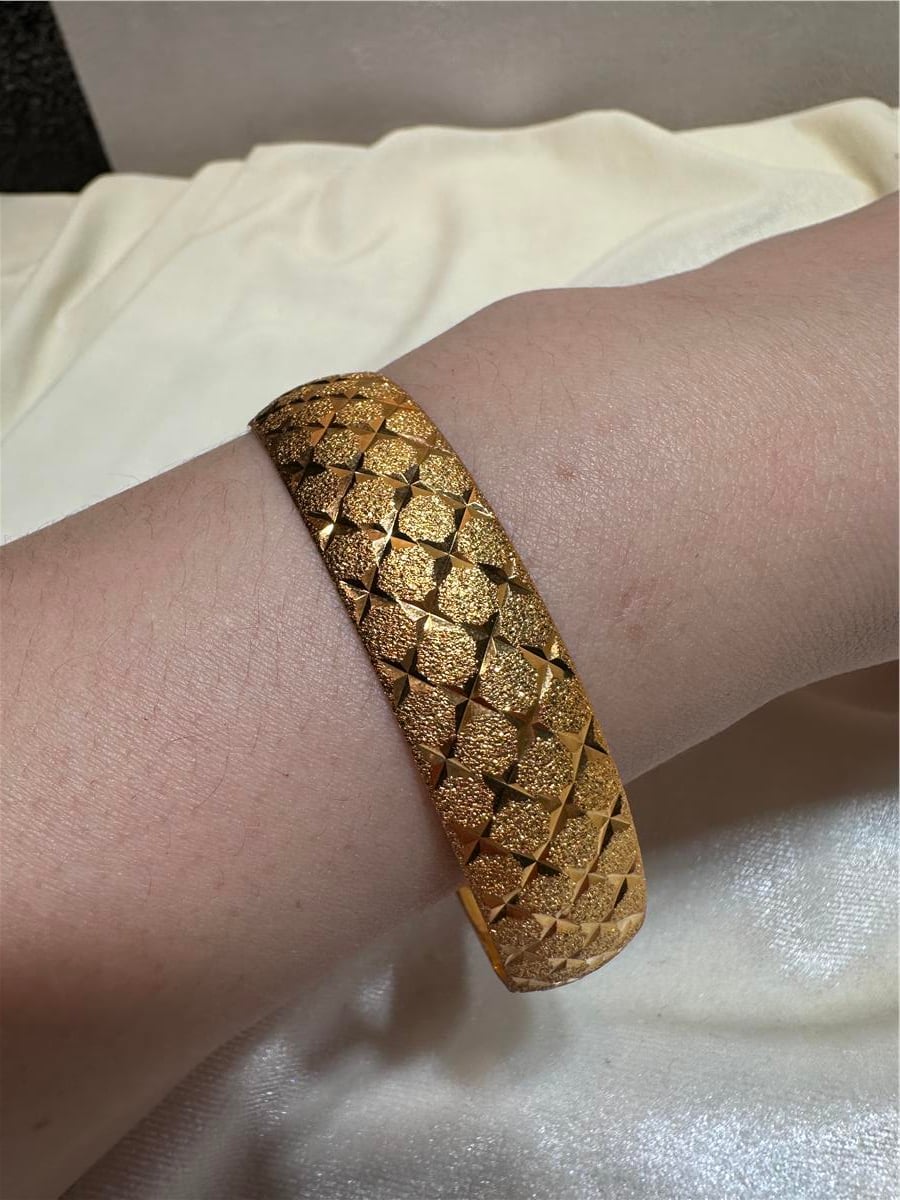 Pirinç  Üzerine Altın Kaplama  22 Ayar (7 Cm Ölçü ) 1.2 Cm Genişlik Model Baklava Dilimi Bilezik 