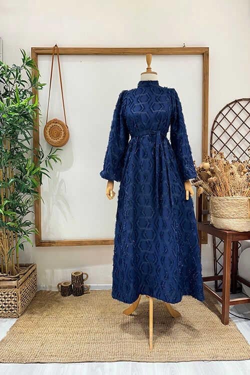 DESENLİ PÜSKÜL ABİYE Laci