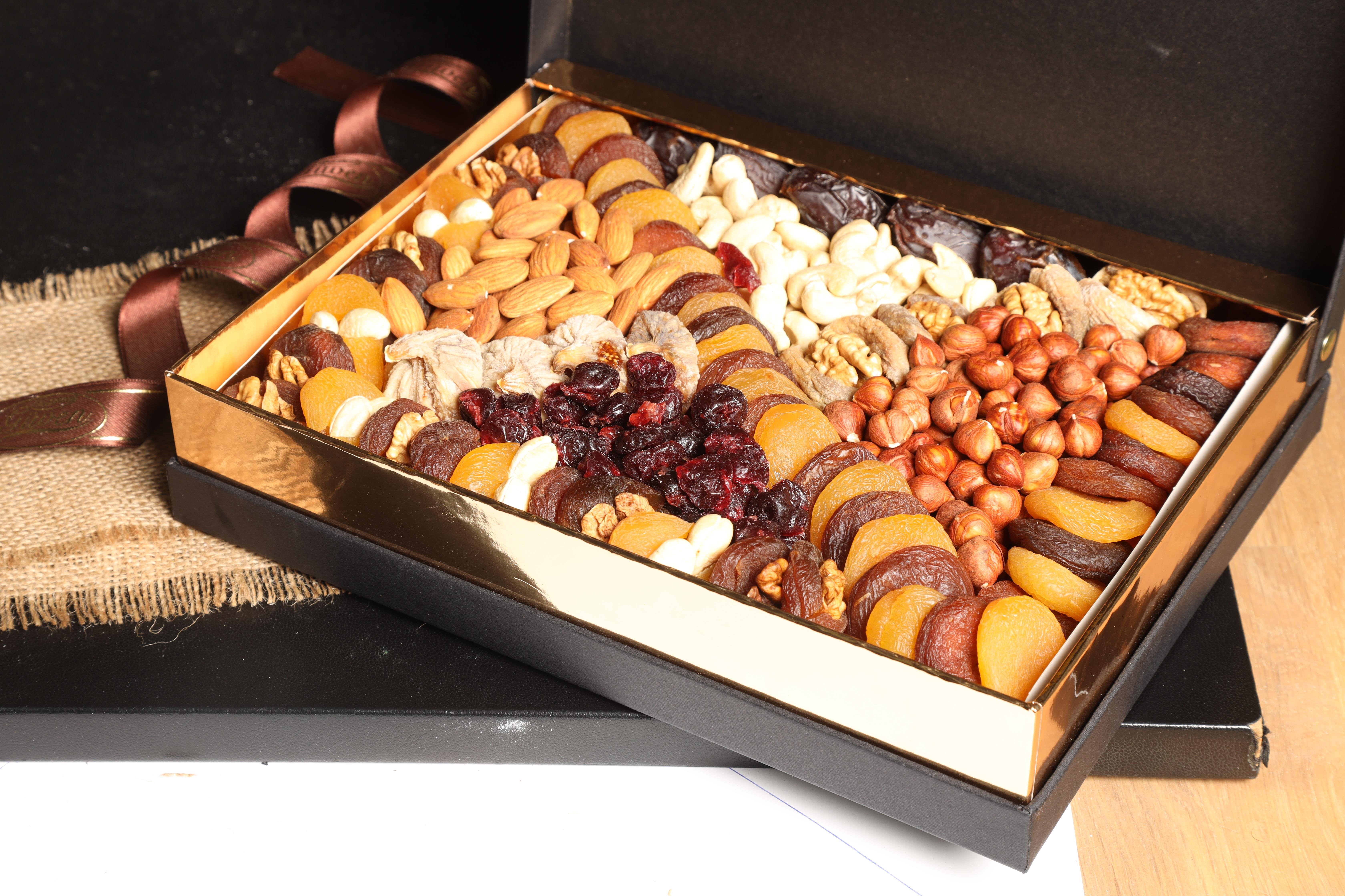 SİYAH KUTU YAŞYEMİŞ 1500 GR