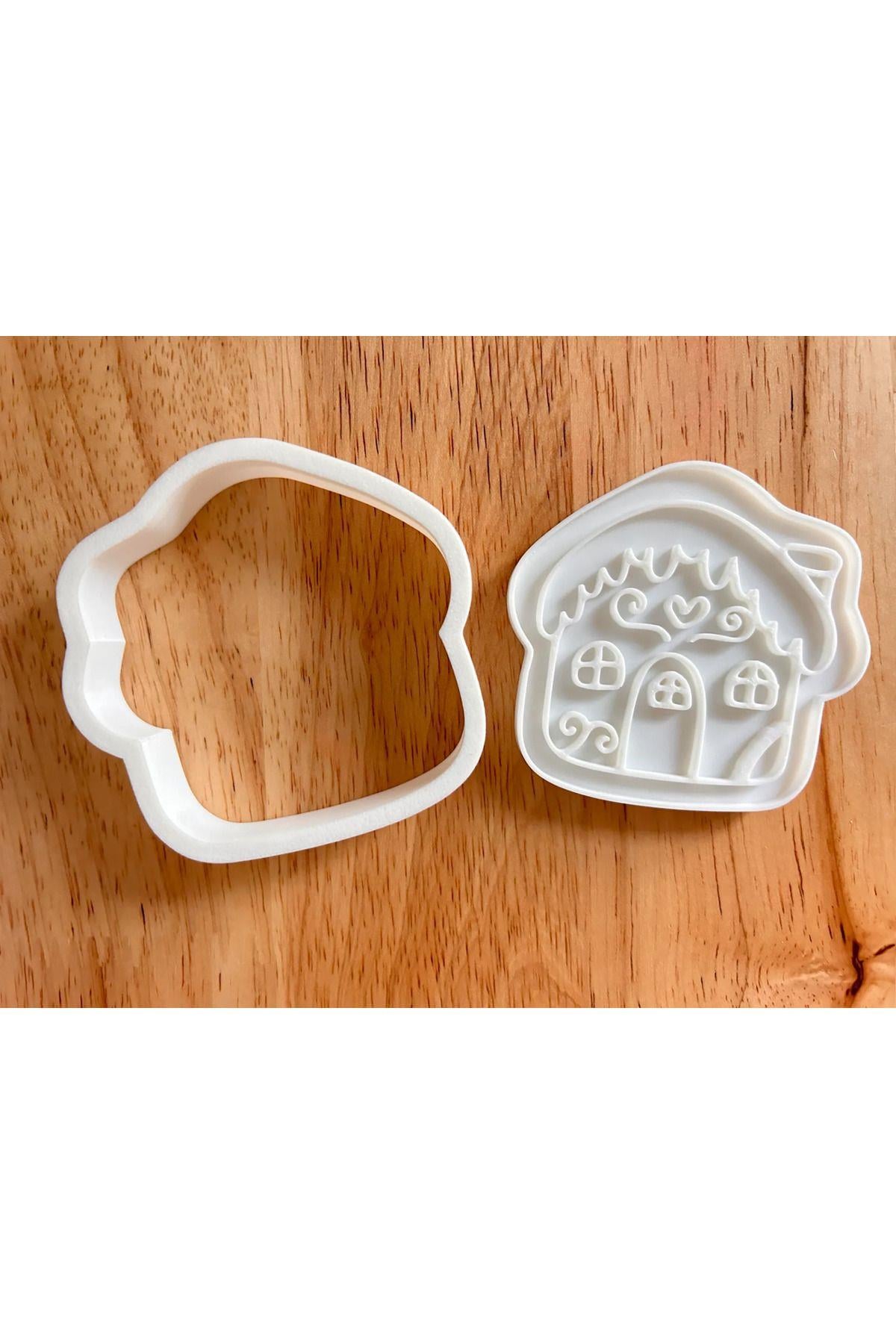 just3dprintings-gingerbread-ev-sekilli-e4f0d5.jpg