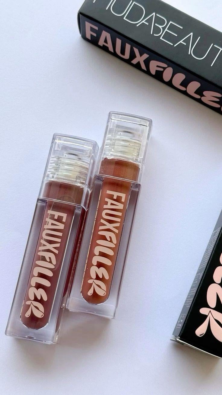 HUDA BEAUTY Faux Filler - coco