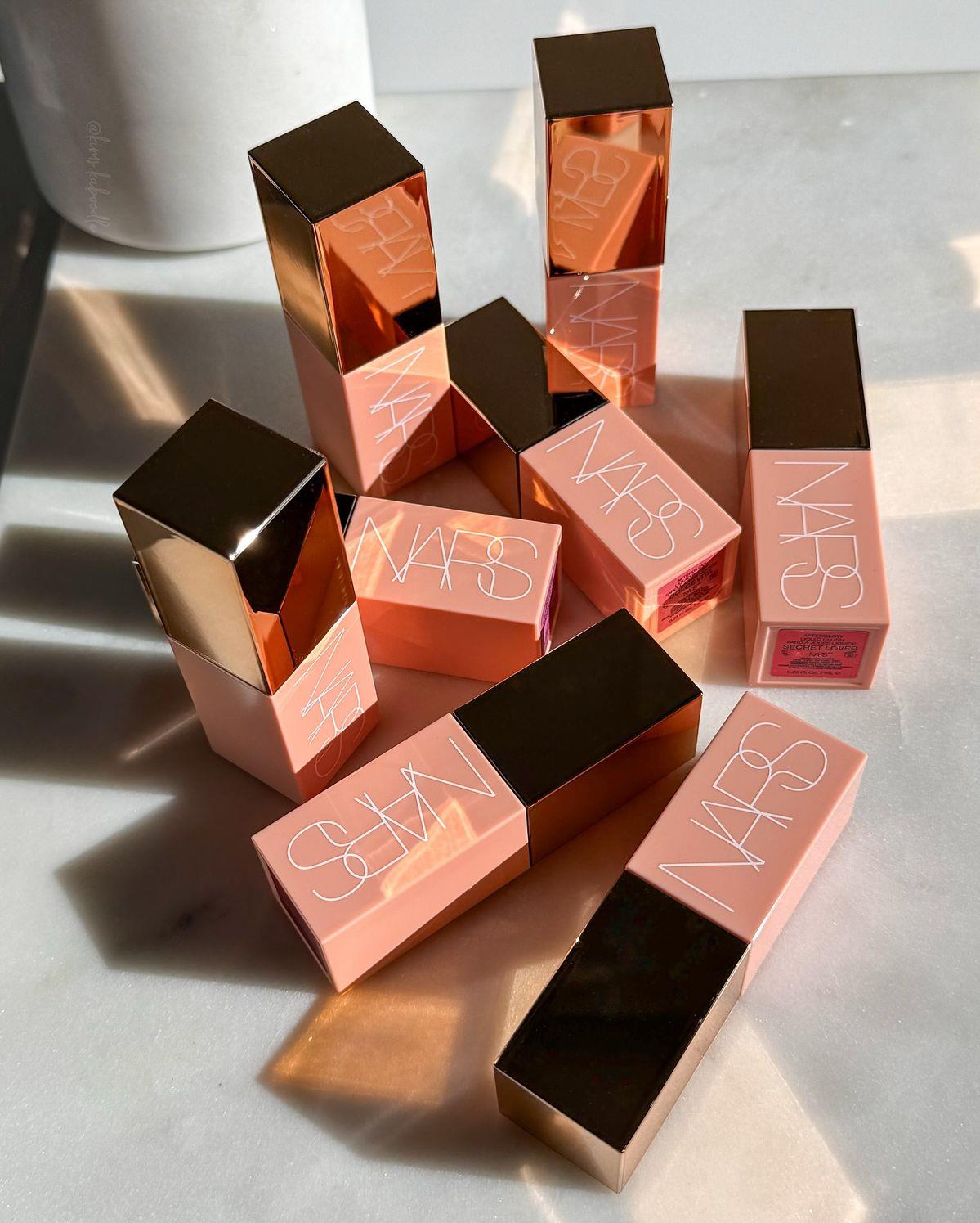 NARS Afterglow Liquid Blush - brazen