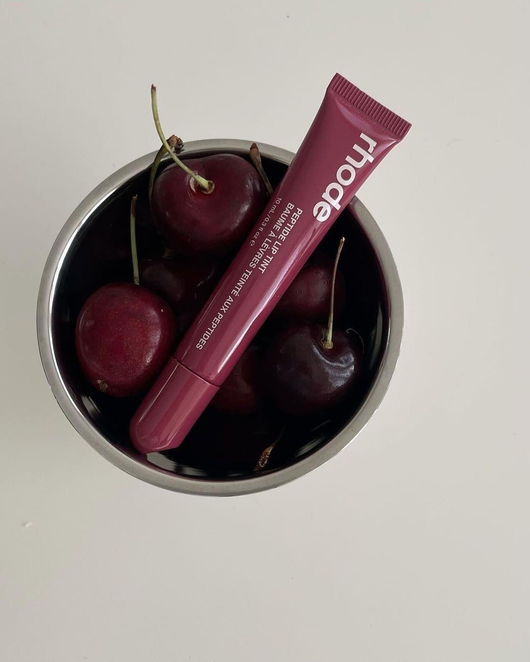rhode peptide lip tint #raspberry jelly 