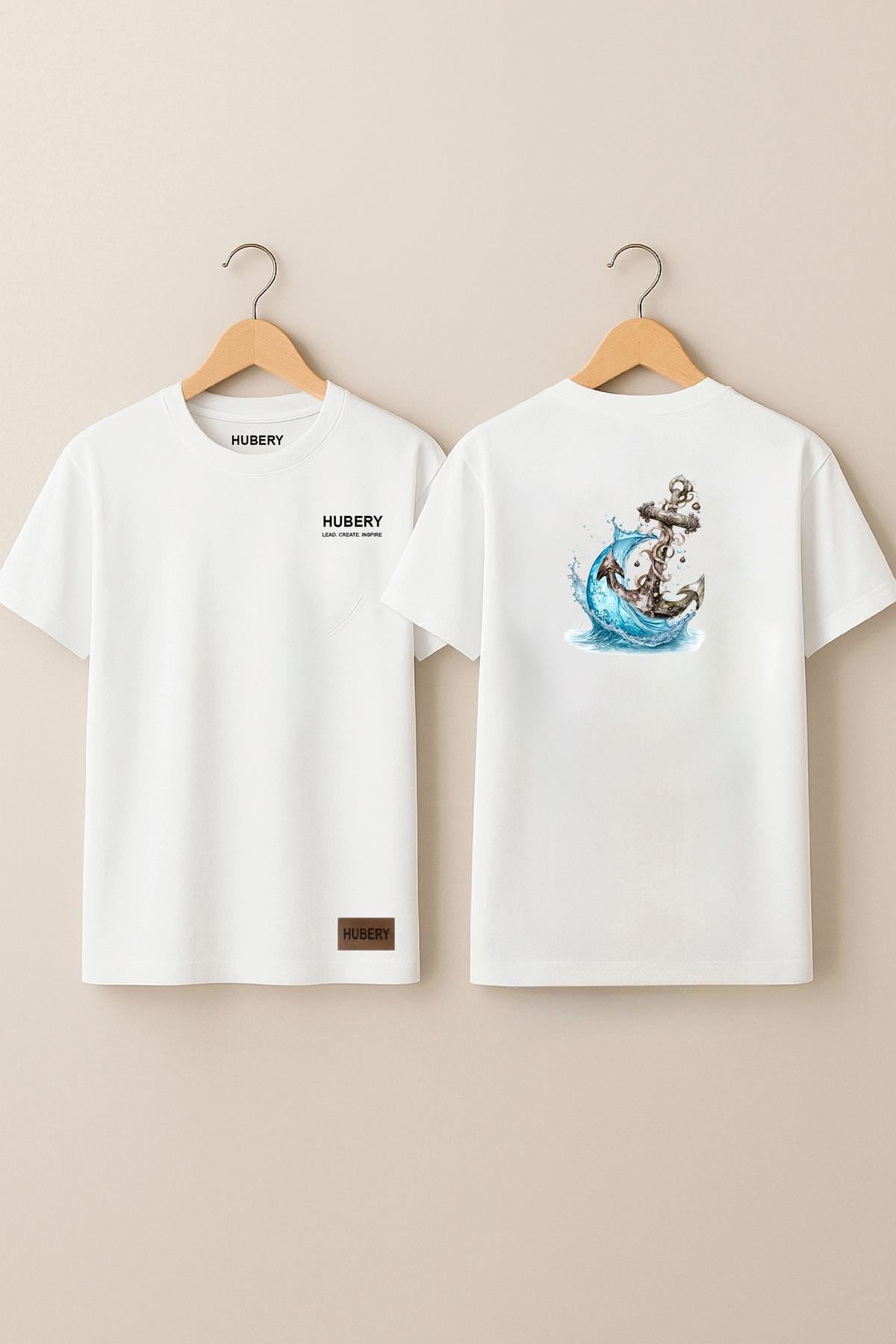 Erkek Relaxed Fit Beyaz Tişört – Lacivert Çapa Baskılı Deniz Temalı |