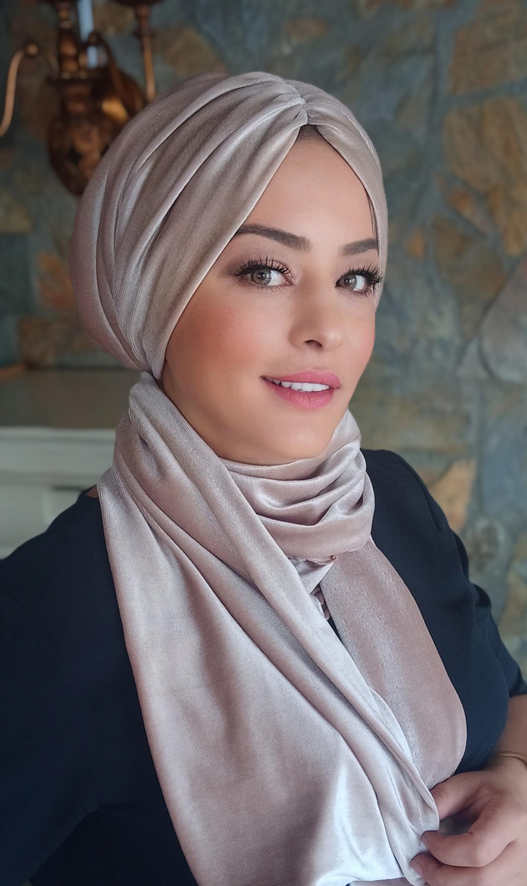 KADİFE AÇIK VİZON DRAPE DOLGULU BONE ŞALLI TAKIM