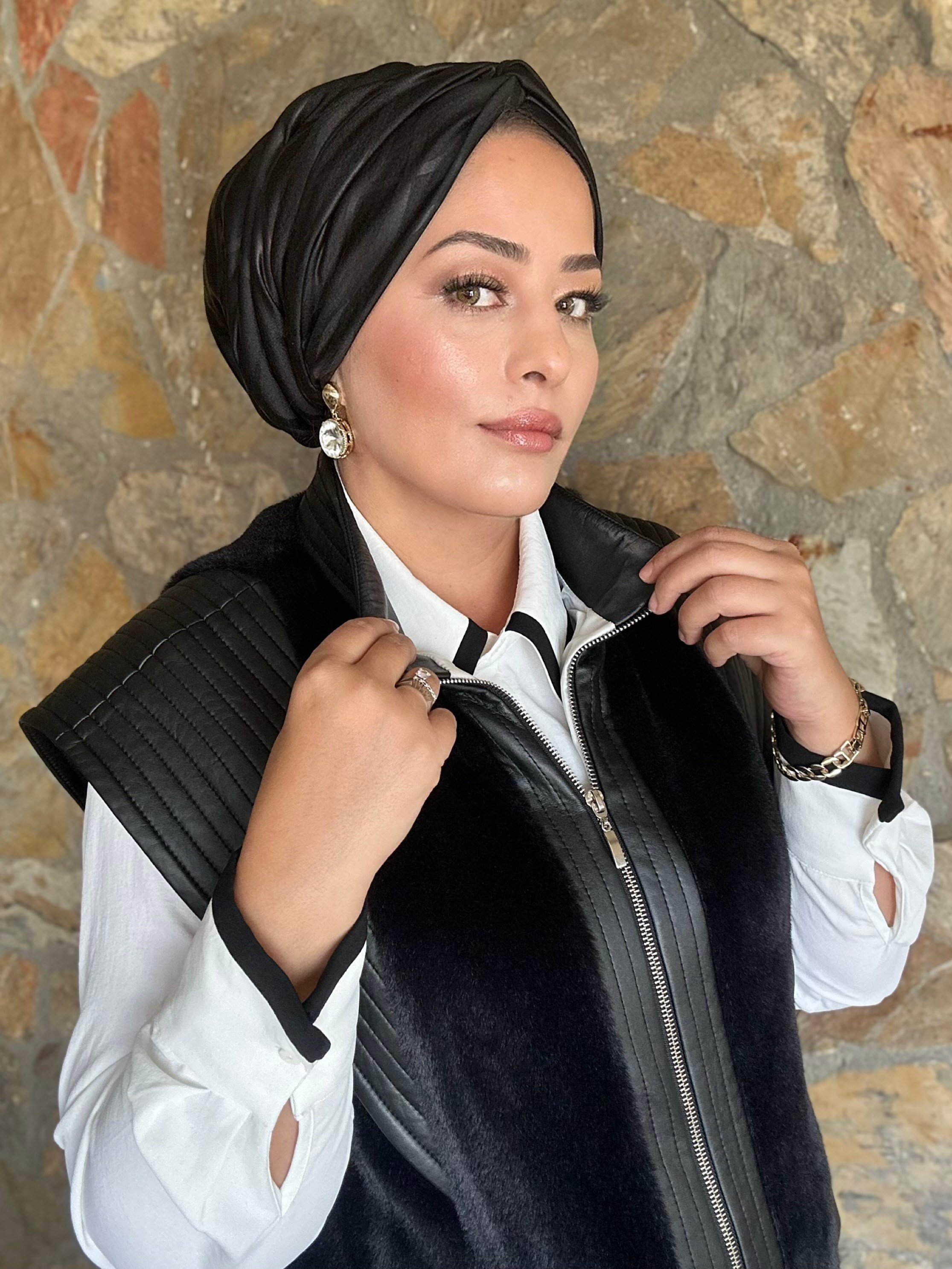 SİYAH JAKARLI DÜĞÜM DOLGULU BONE