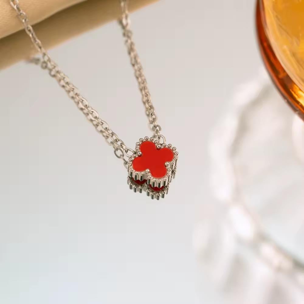 Patela Silver Kırmızı Yonca Kolye