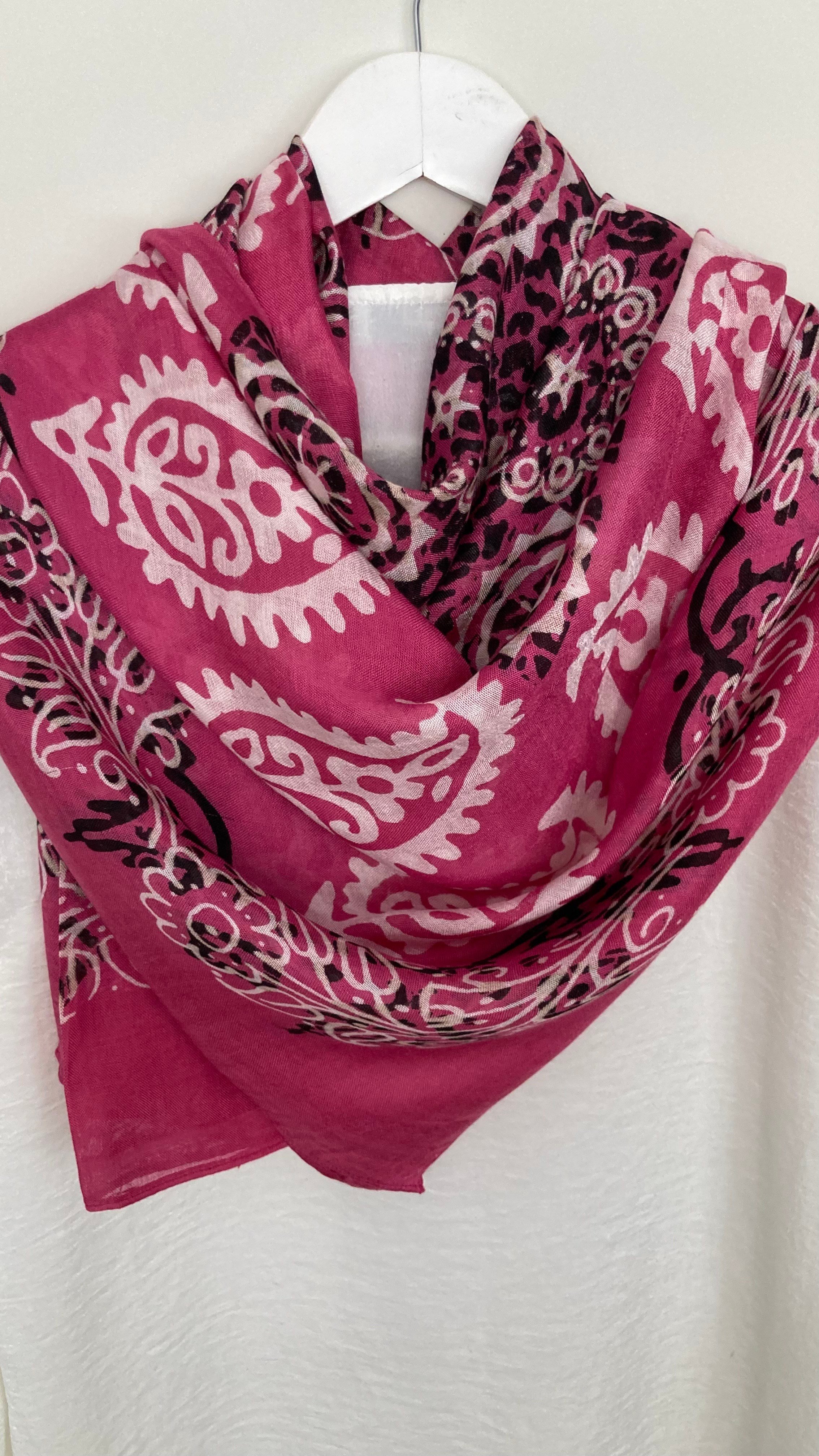 Pembe Kelagayi Eşarp 130x130