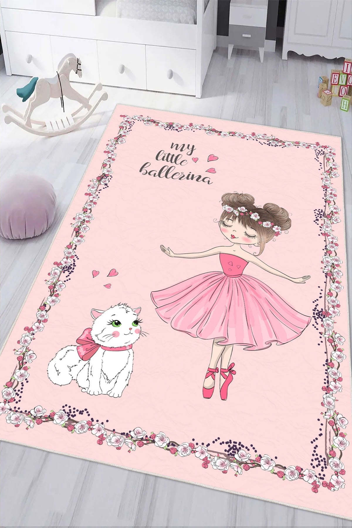 Pembe Balerin Desenli Baskılı Yıkanabilir Kaymaz Kız Çocuk Odası Anaokulu Kreş Halısı