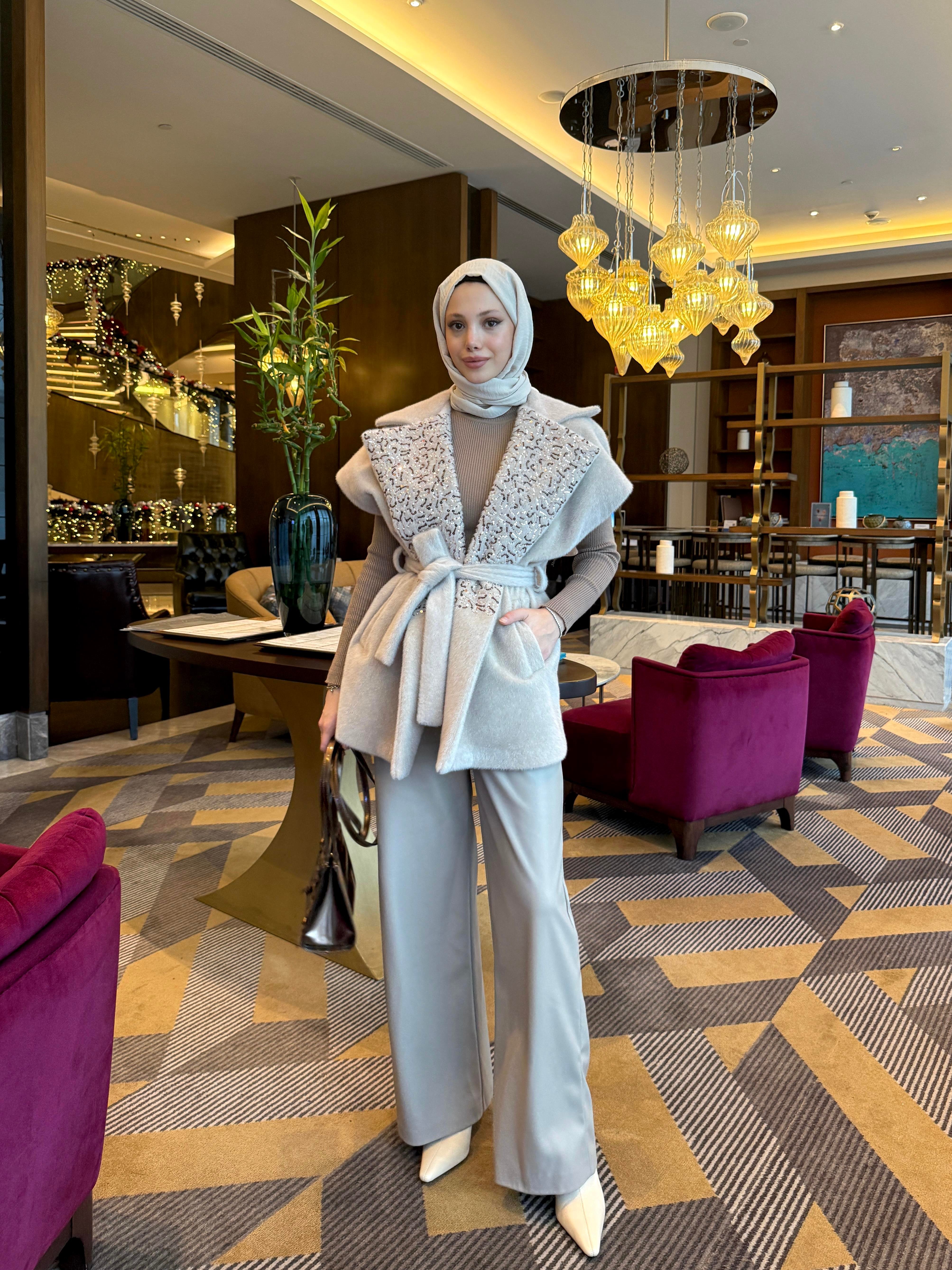 NAKIŞLI GOLD FOX YELEK - CAMEL