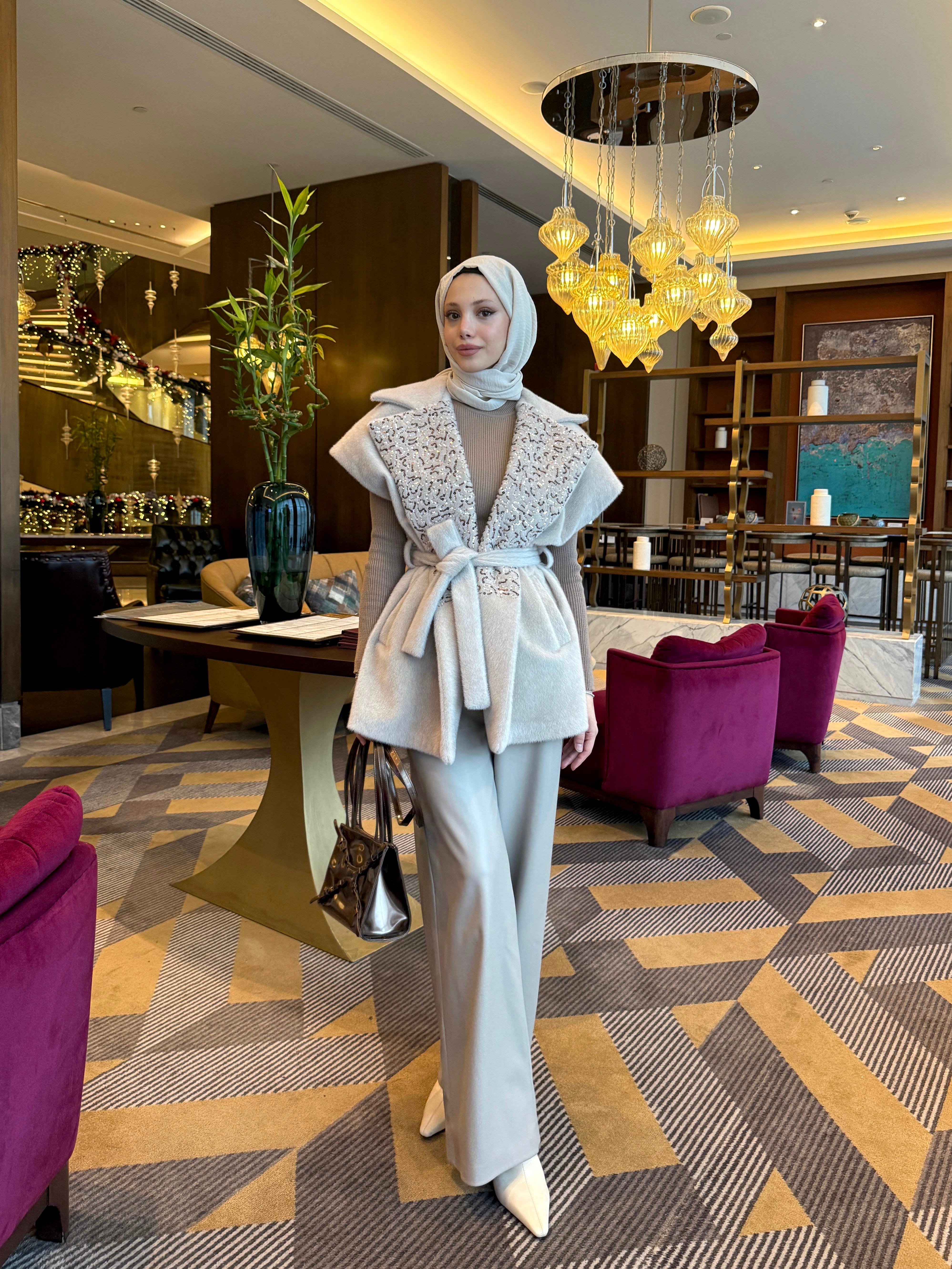 NAKIŞLI GOLD FOX YELEK - CAMEL