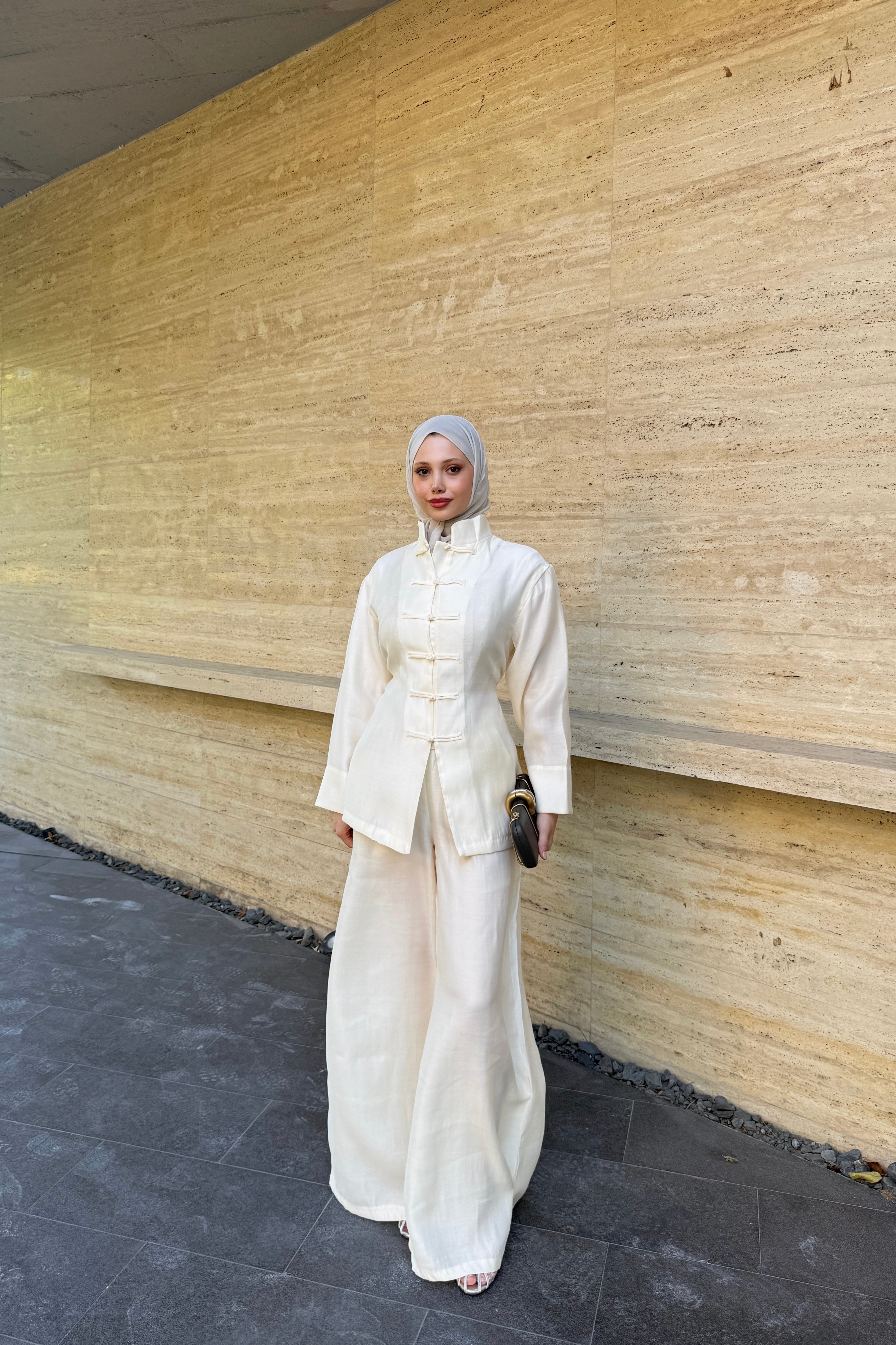 SAHRA TAKIM - KREM