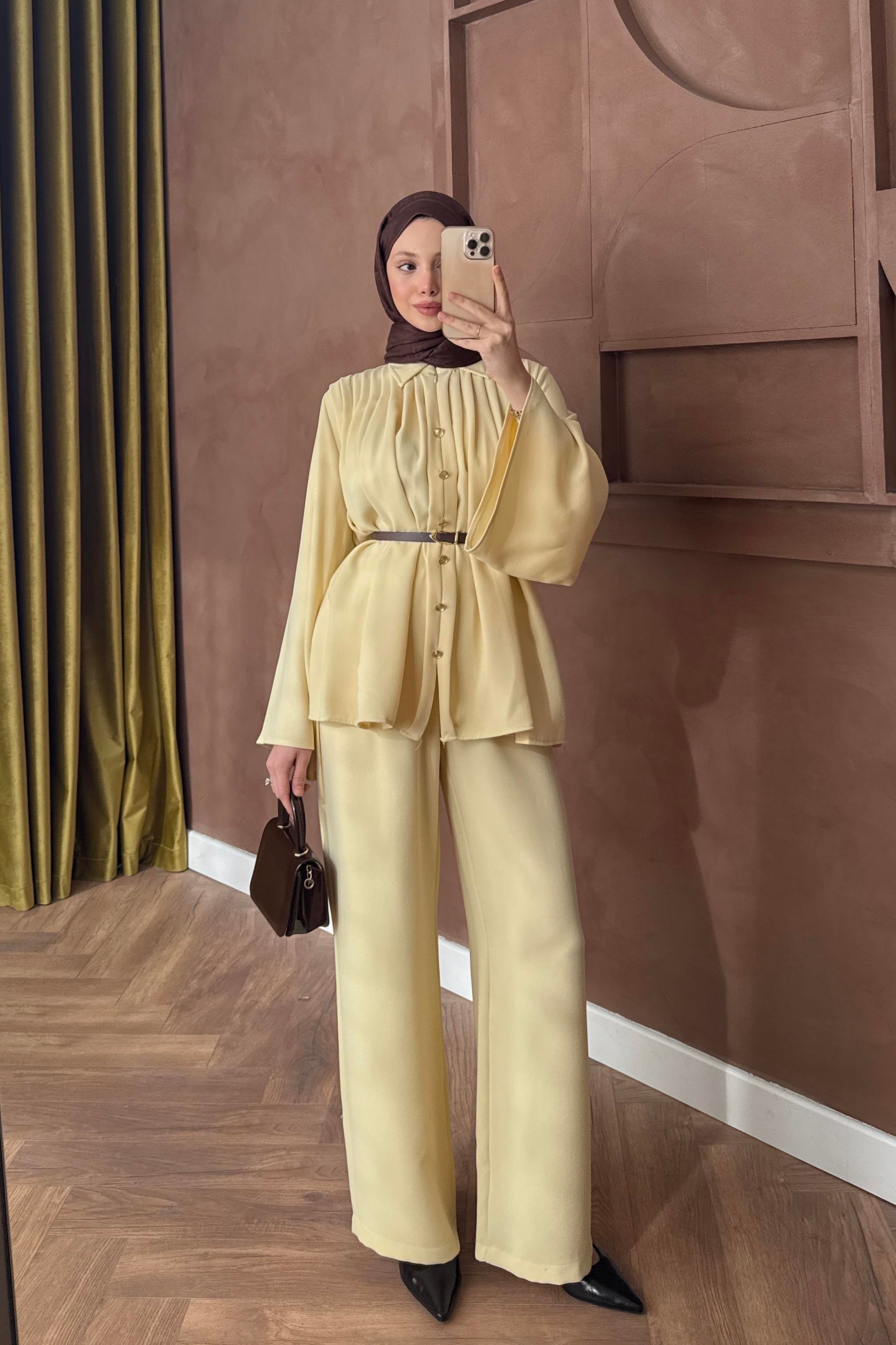 STELLA TAKIM - SARI